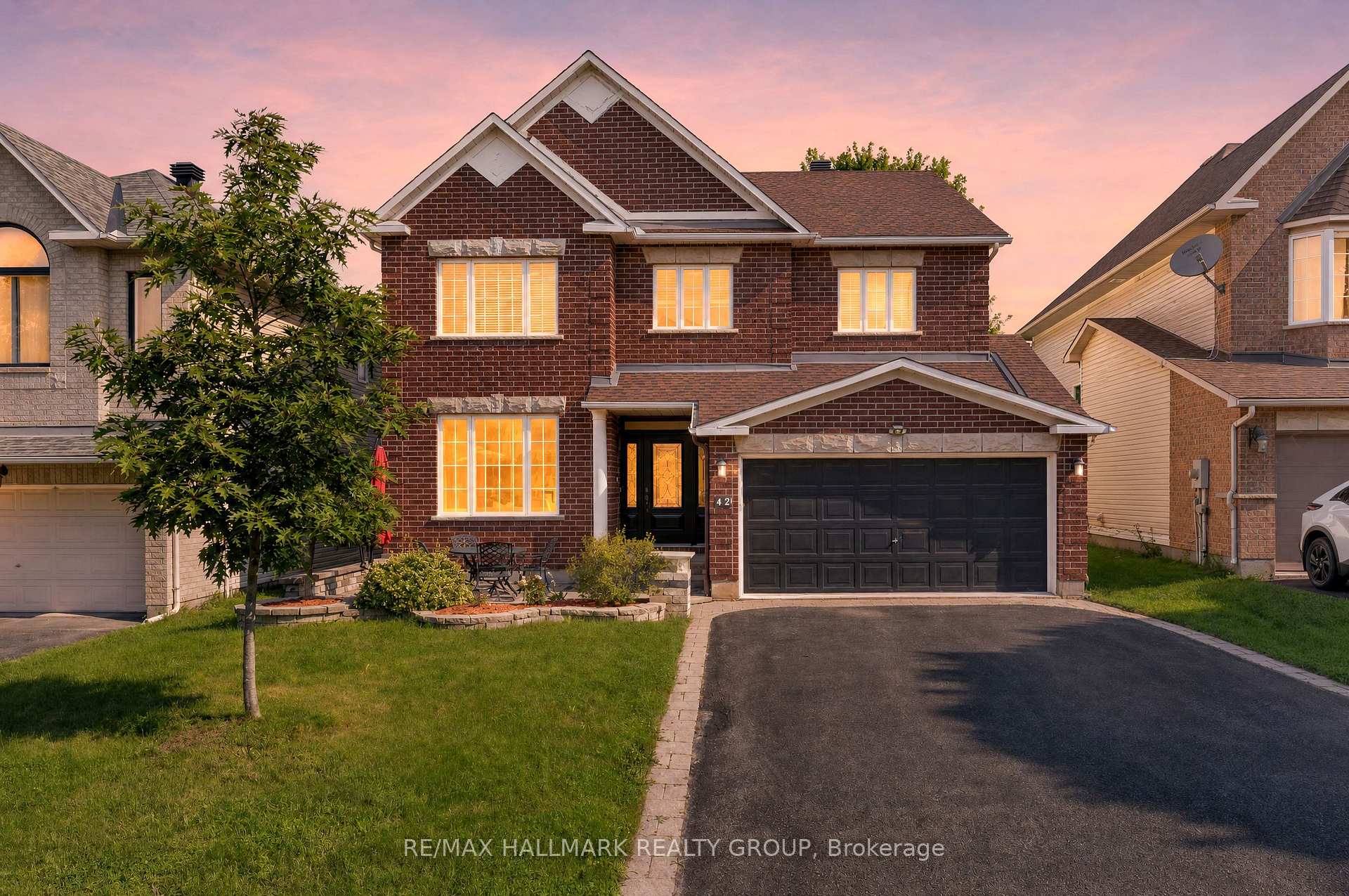 42 Glenrill Place S, Kanata, On K2m 2t5