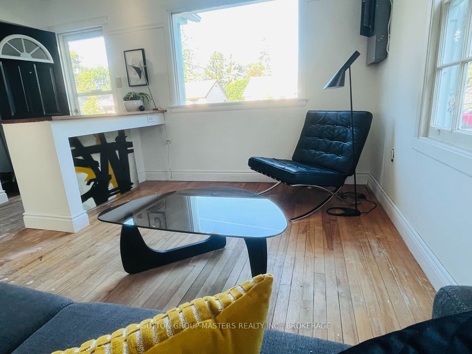 459 Nelson Street, Kingston, On K7k 4n4