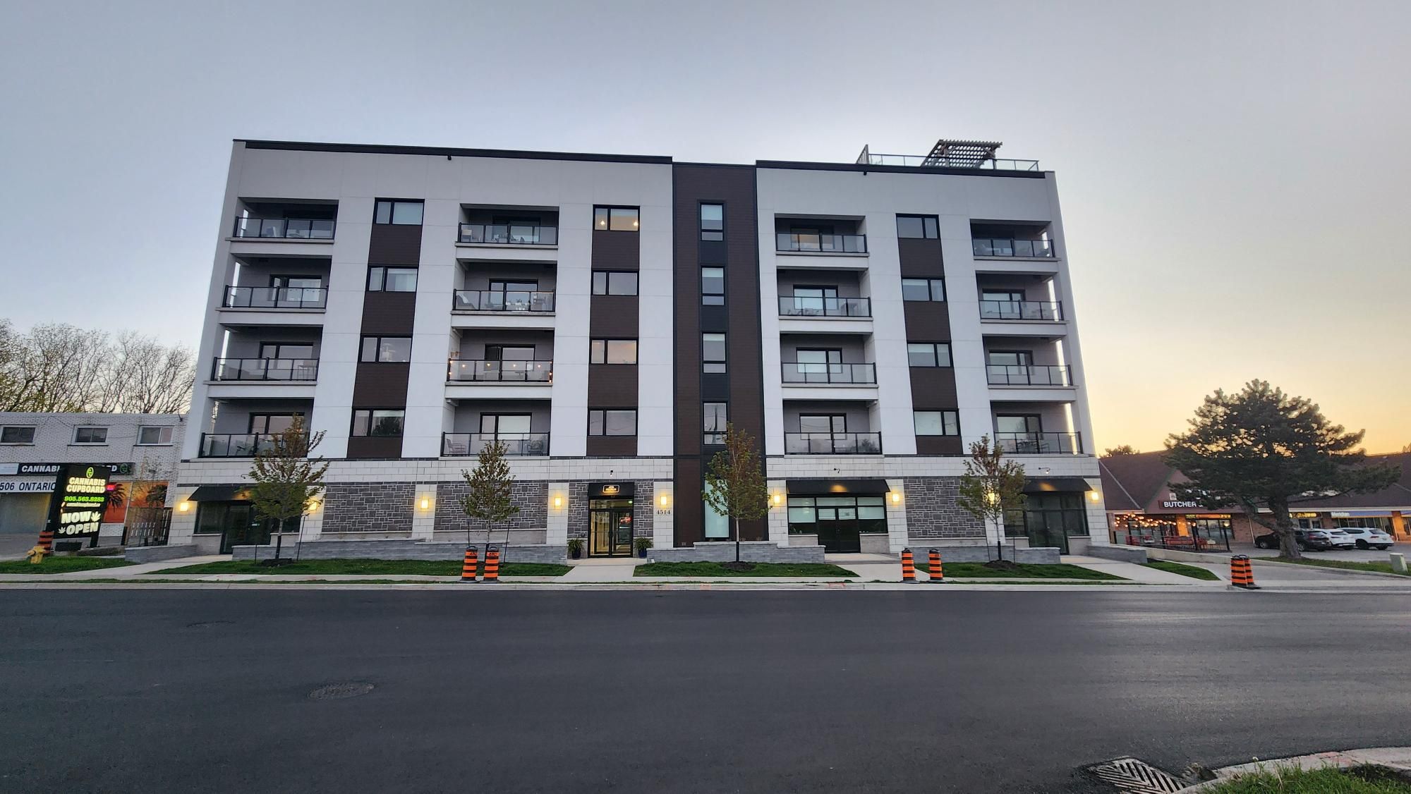 4514 Ontario Street 201, Lincoln, On L3j 2j4
