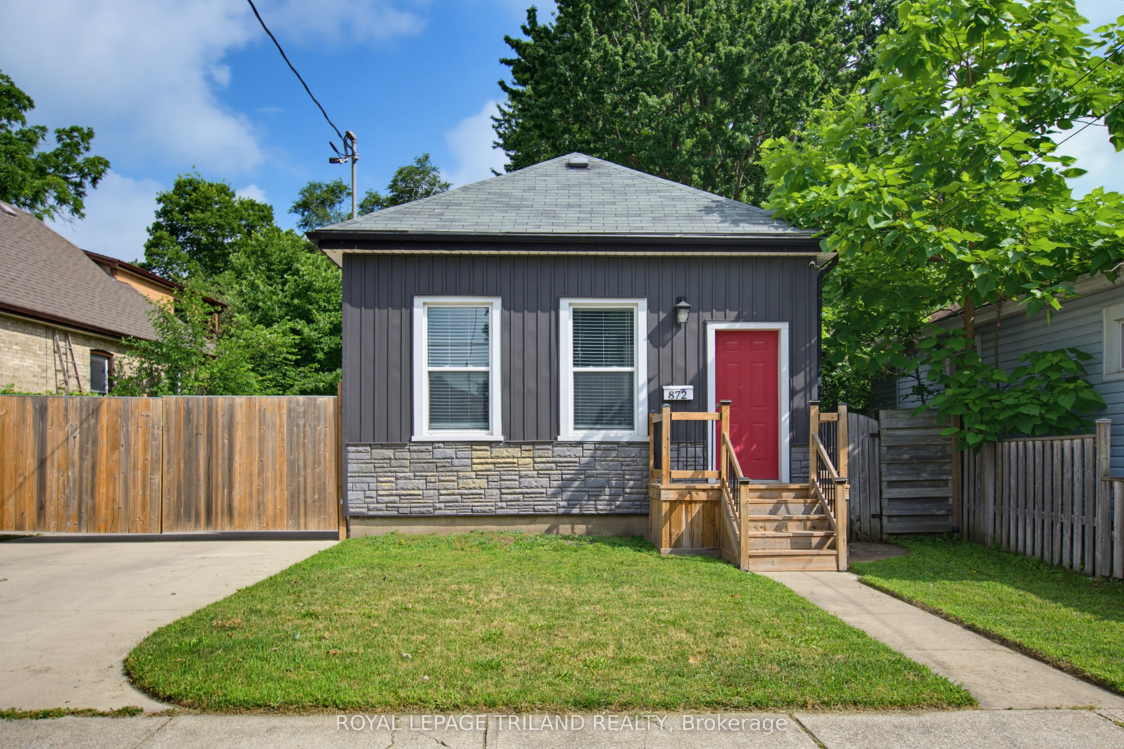 872 Stedwell Street, London East, On N5z 1l8
