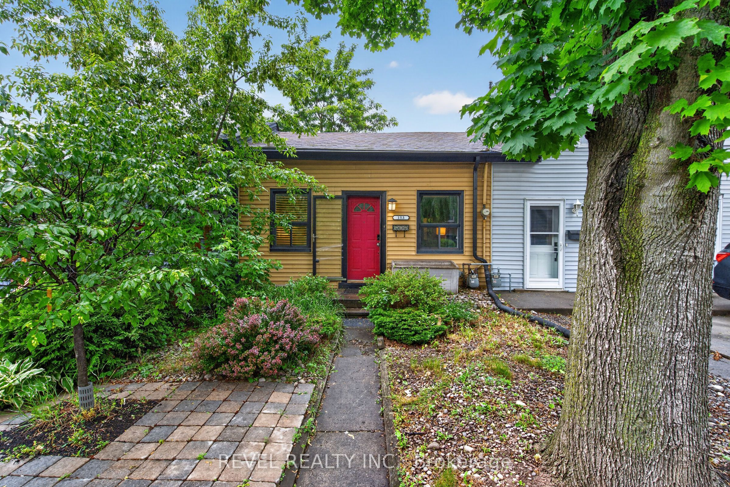 153 Ferrie Street E, Hamilton, On L8l 3t4