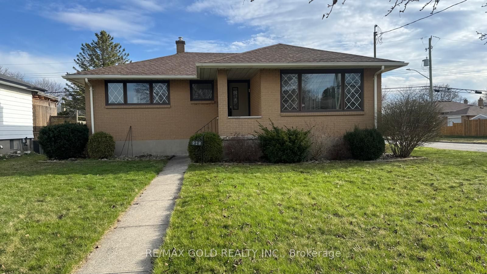 979 Wellington Street, Sarnia, On N7s 1e2