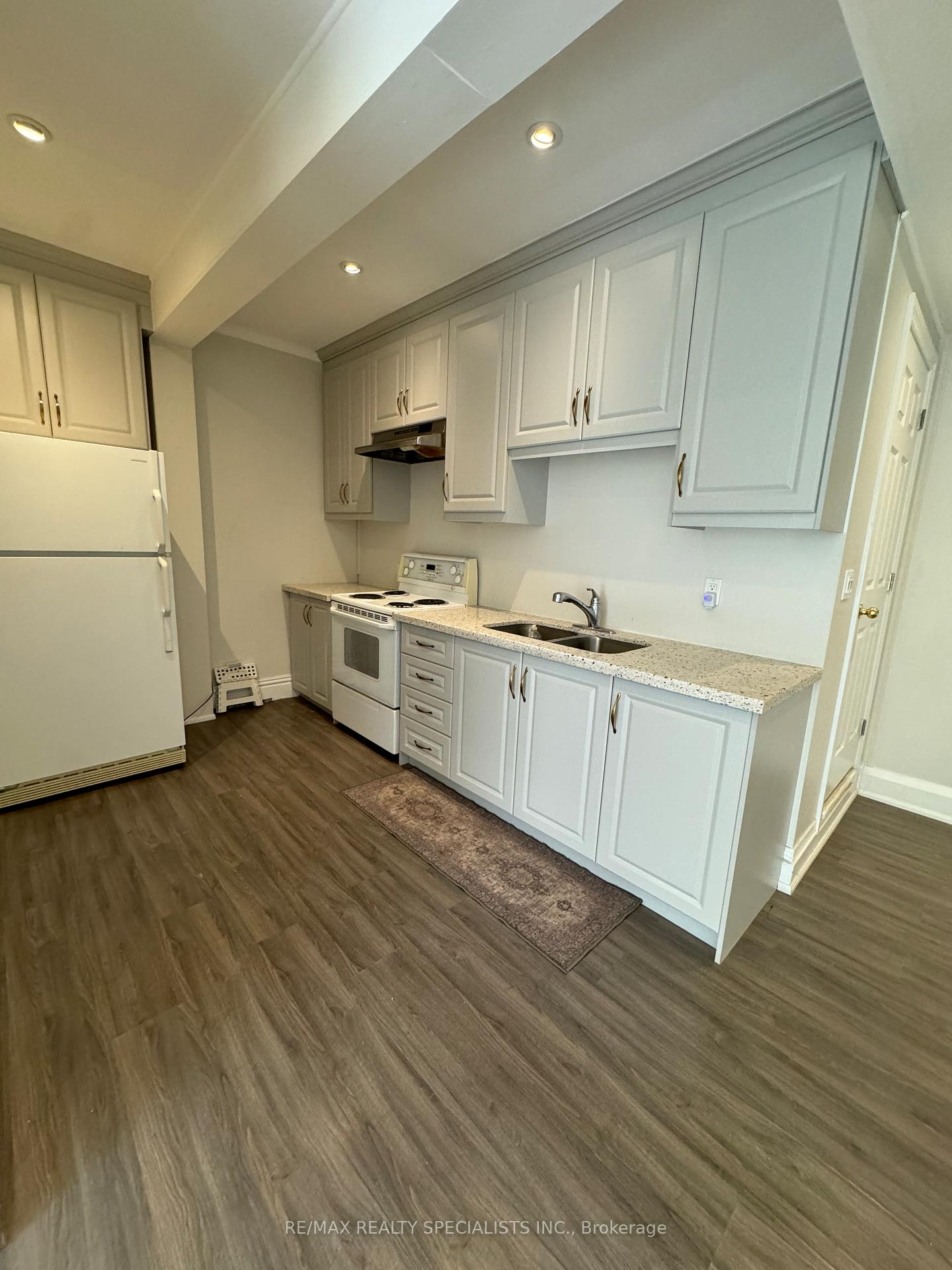 118 Main Street E 1, Shelburne, On L9v 3k5