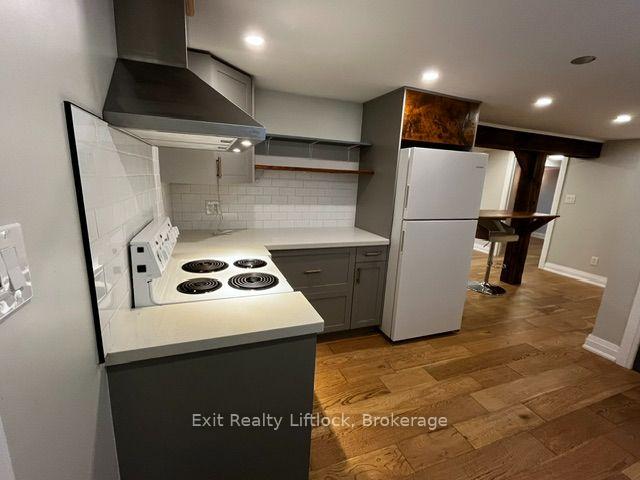 450 Weller Street Basement, Peterborough, On K9h 2n6