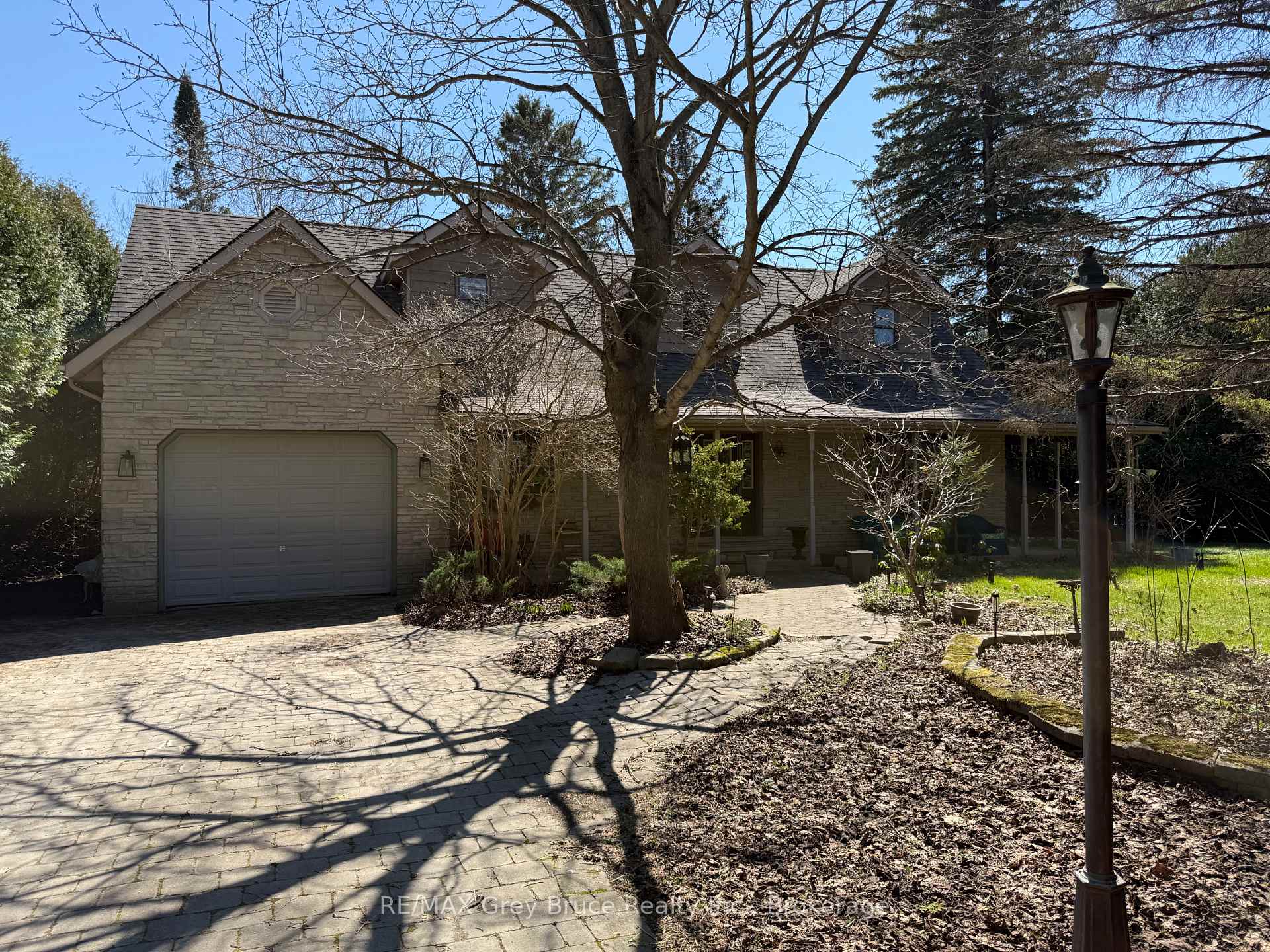 6 Kirkland Place, South Bruce Peninsula, On N0h 2g0