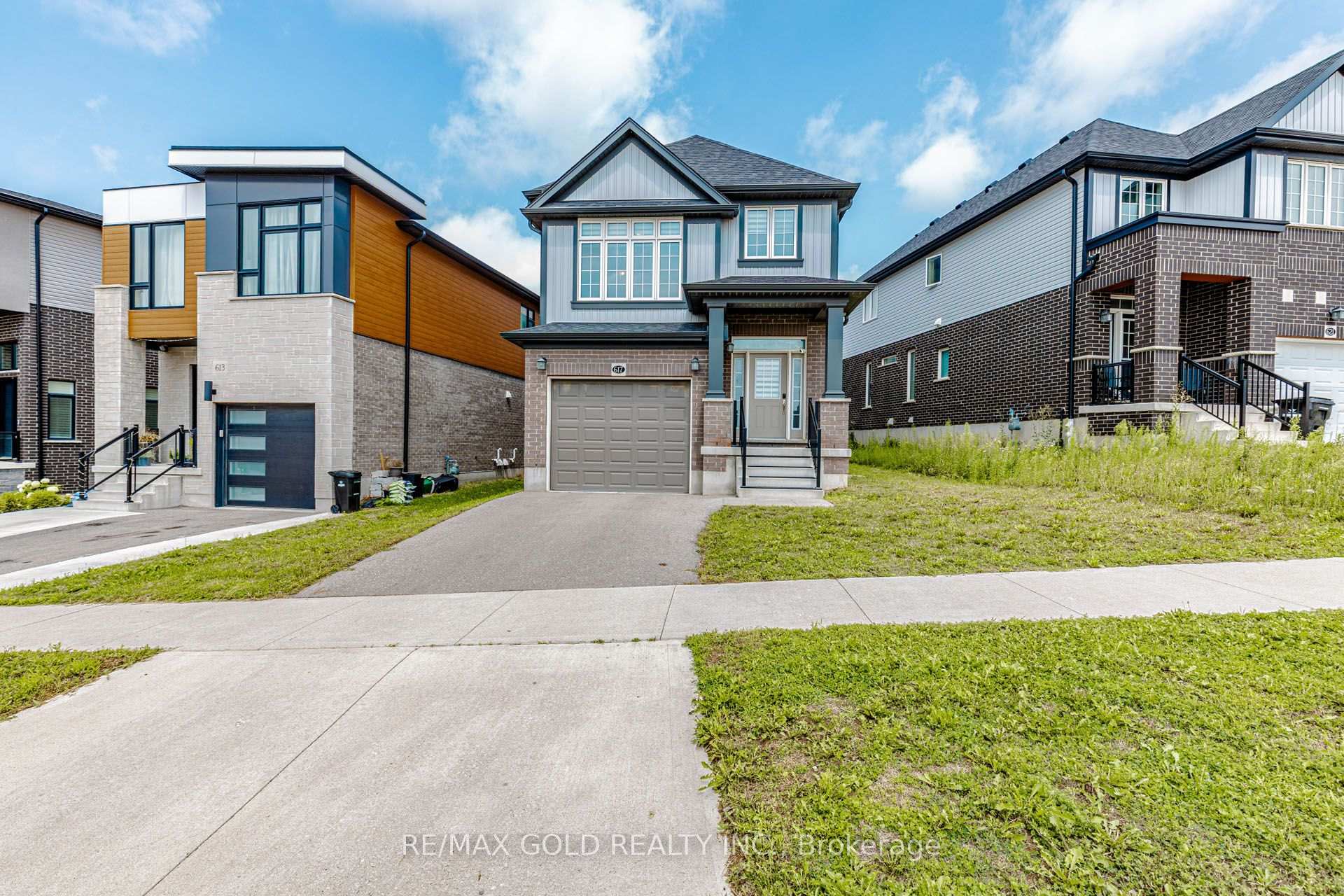 617 Benninger Drive, Kitchener, On N2e 0h8