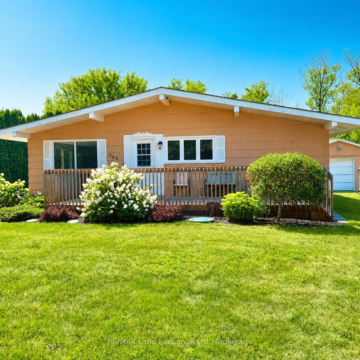 365 Lake Range Drive, Huron-Kinloss, On N0g 2r0