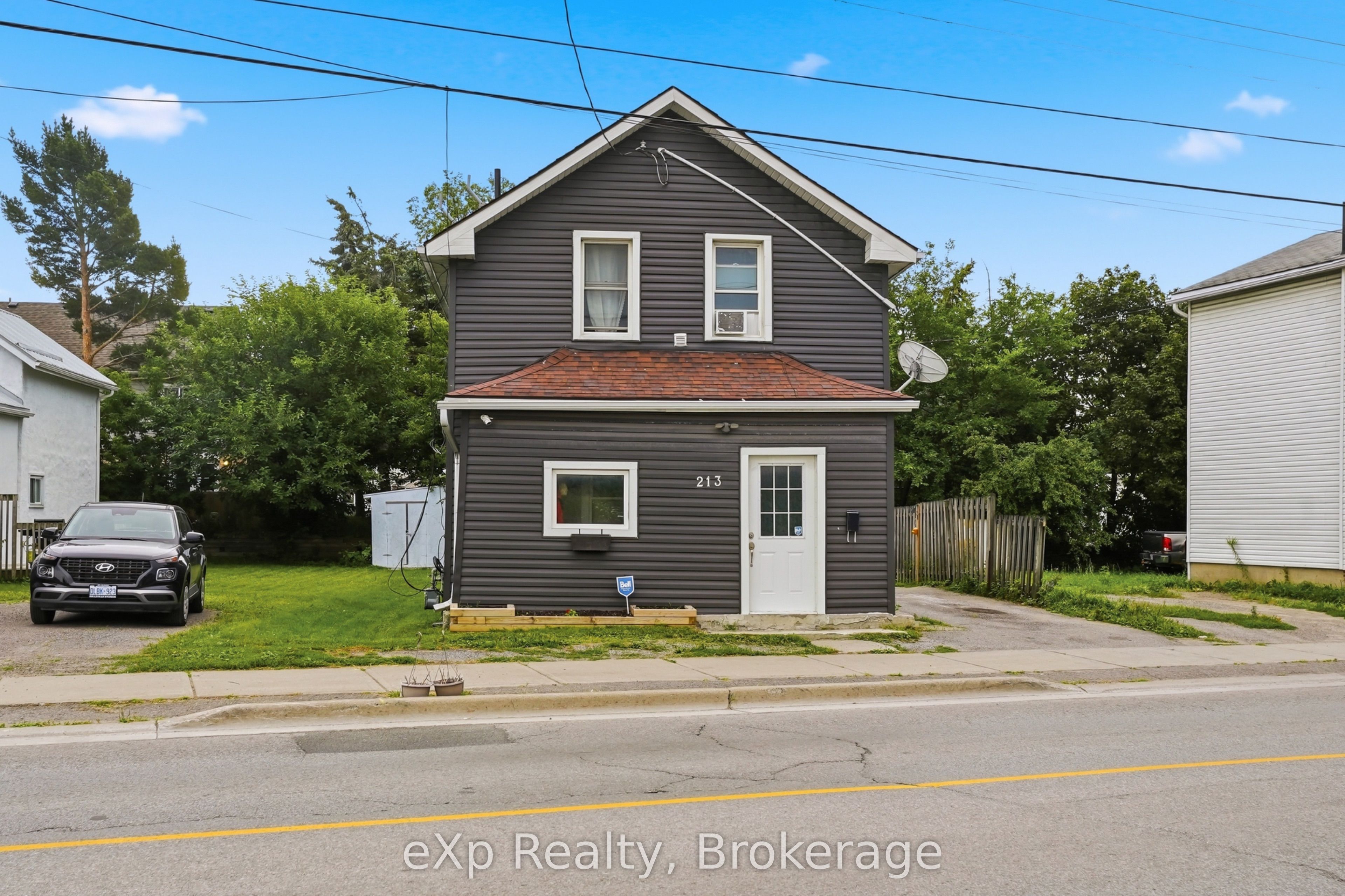 213 Station Street, Belleville, On K8n 2t6