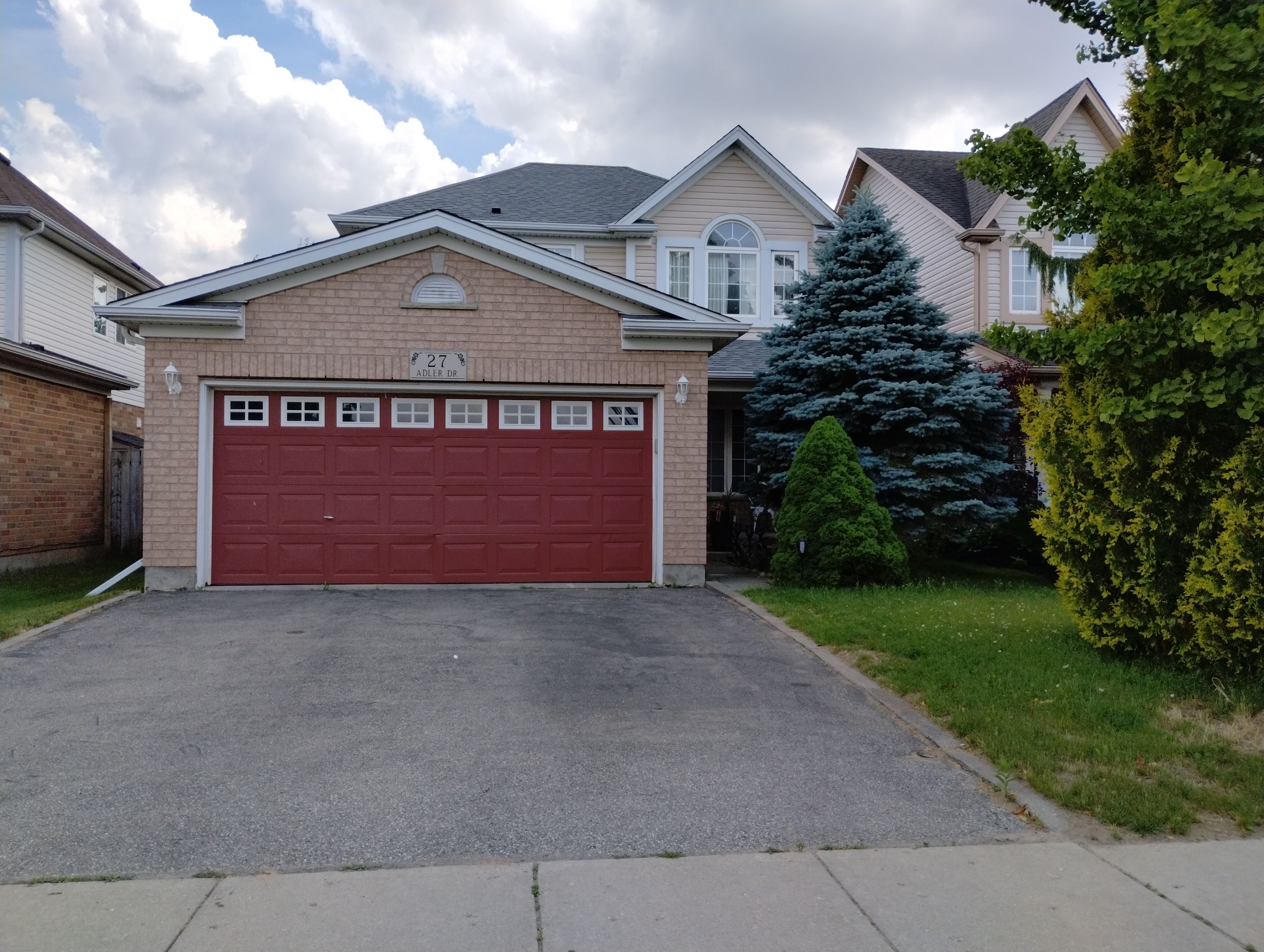 27 Adler Drive S, Cambridge, On N3c 4j9