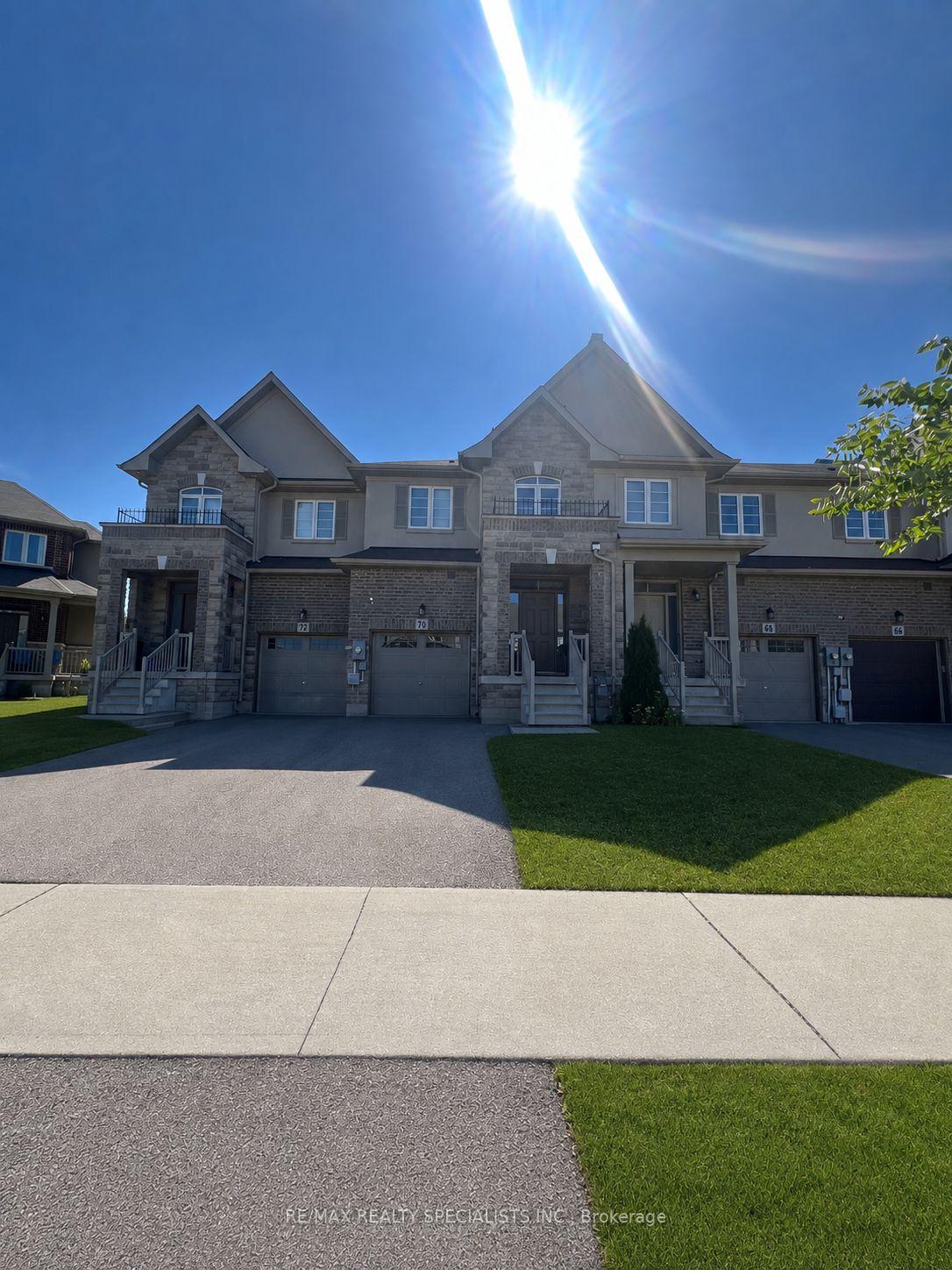 70 Bradbury Road, Hamilton, On L8j 2v7