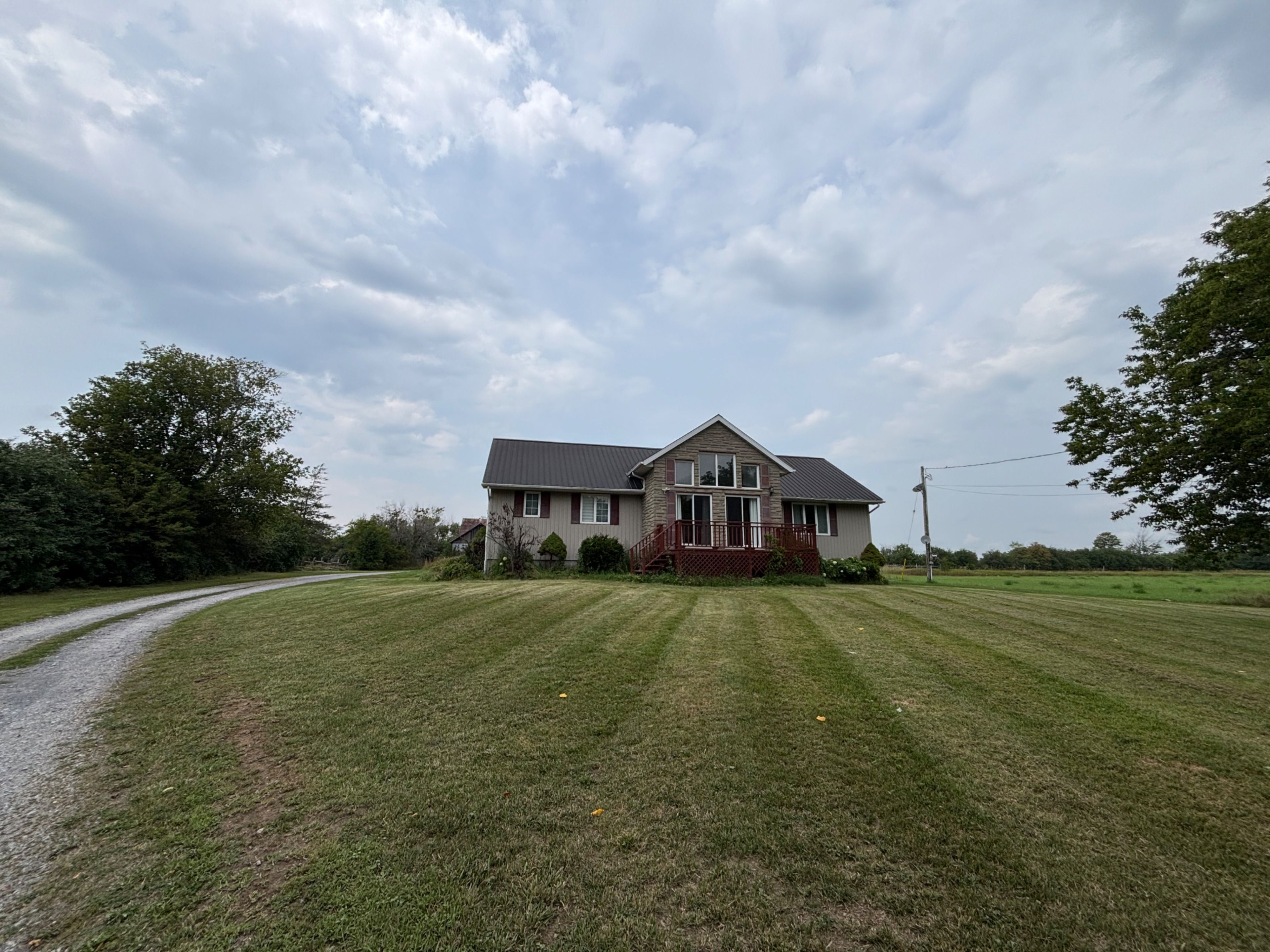 1450 County Road 19 Road, Prince Edward County, On K0k 1t0