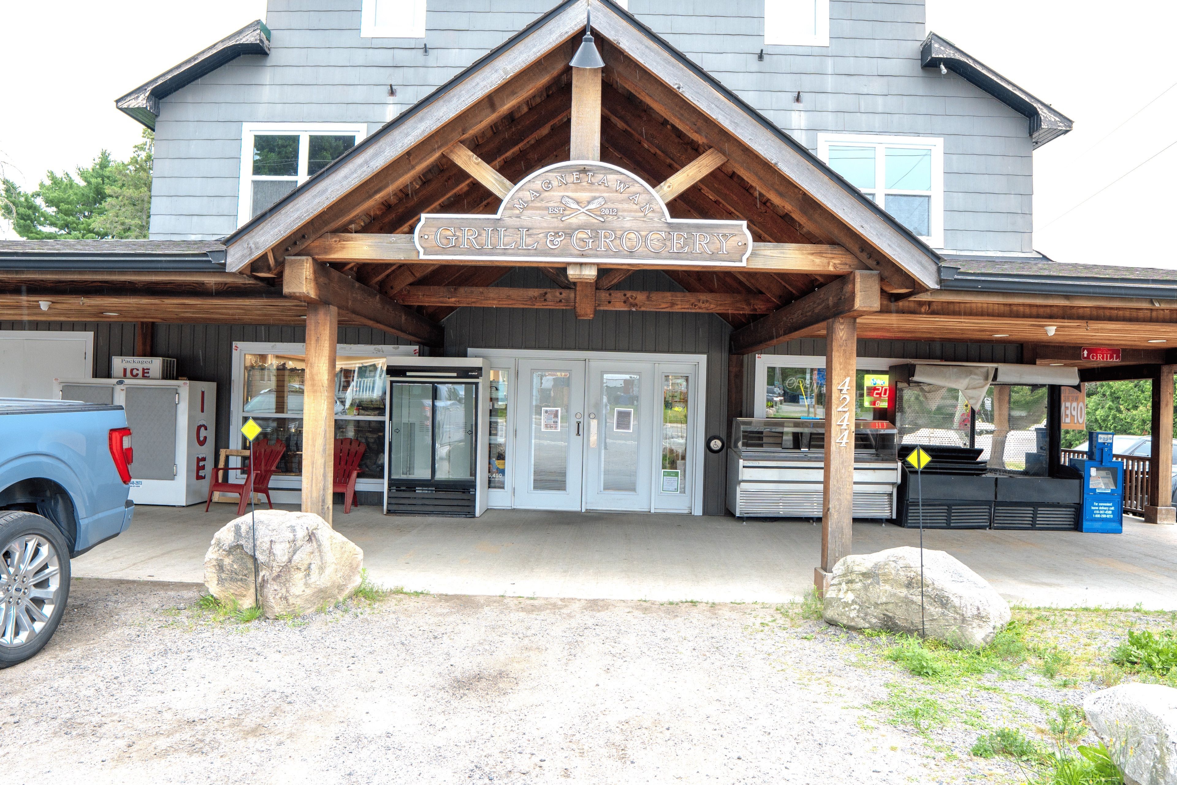 4244 Highway 520, Magnetawan, On P0a 1p0