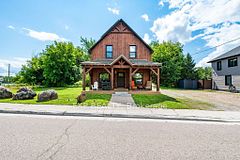 12595 Lanark Road, Greater Madawaska, On K0j 1h0