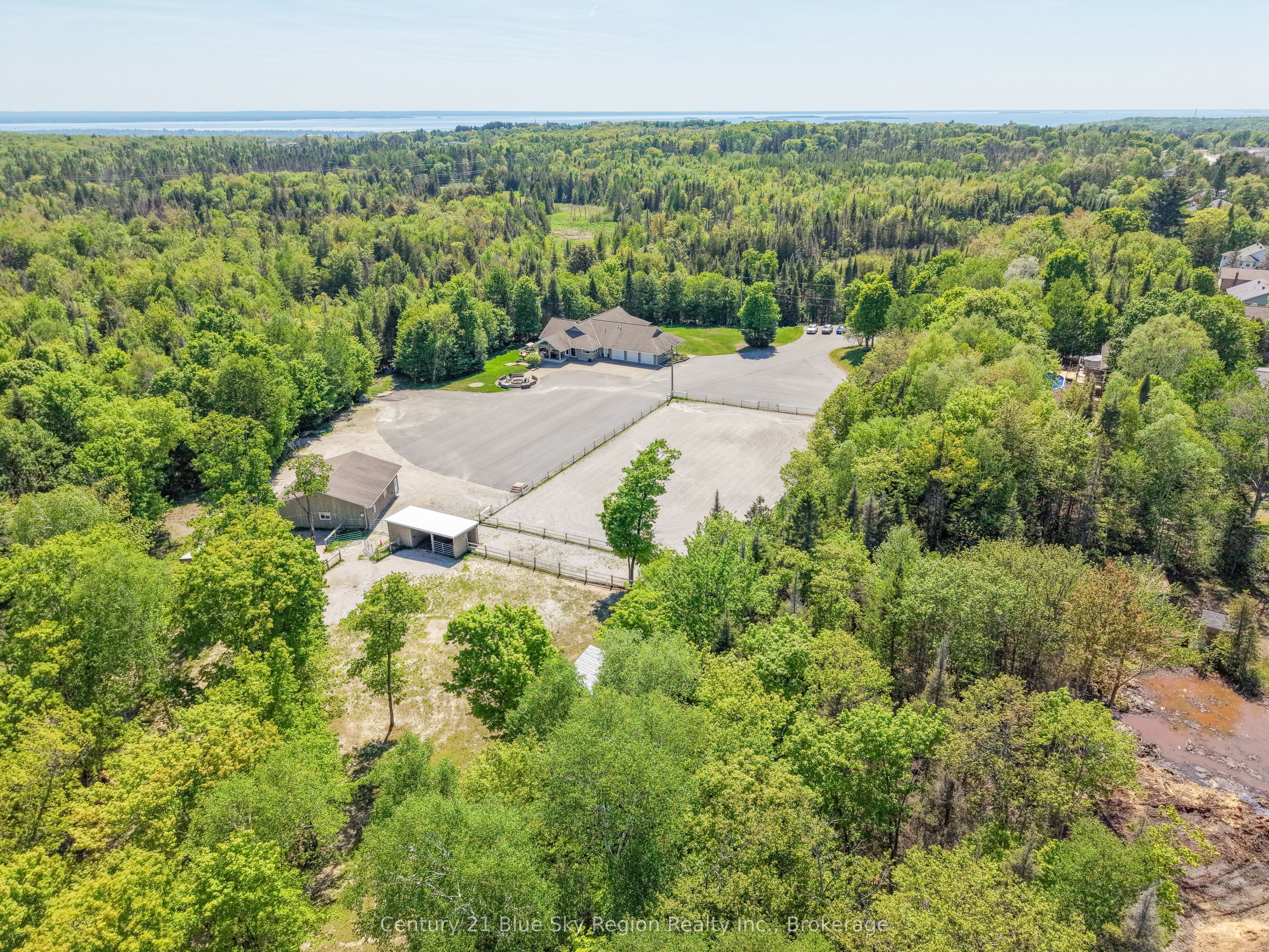 395 Carmichael Drive, North Bay, On P1b 8g2