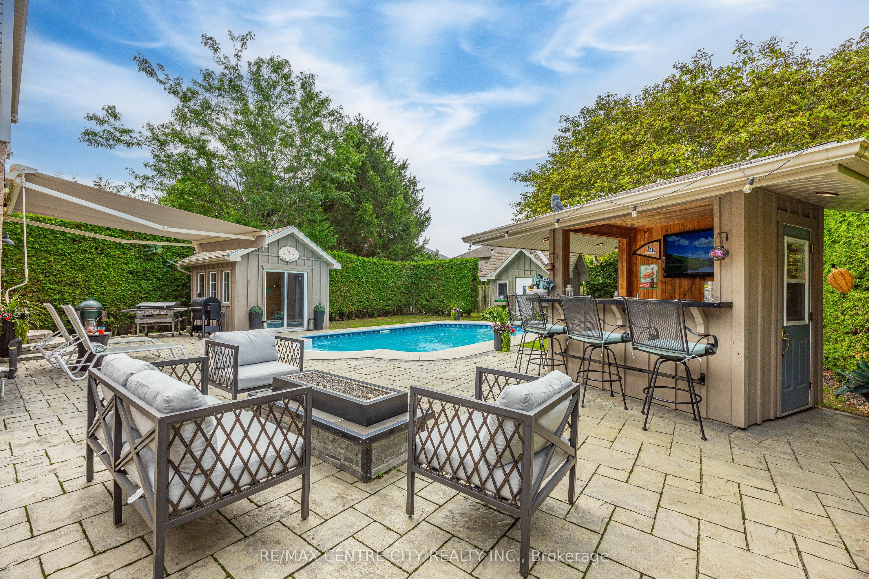 43 Meredith Drive, Middlesex Centre, On N0m 2a0