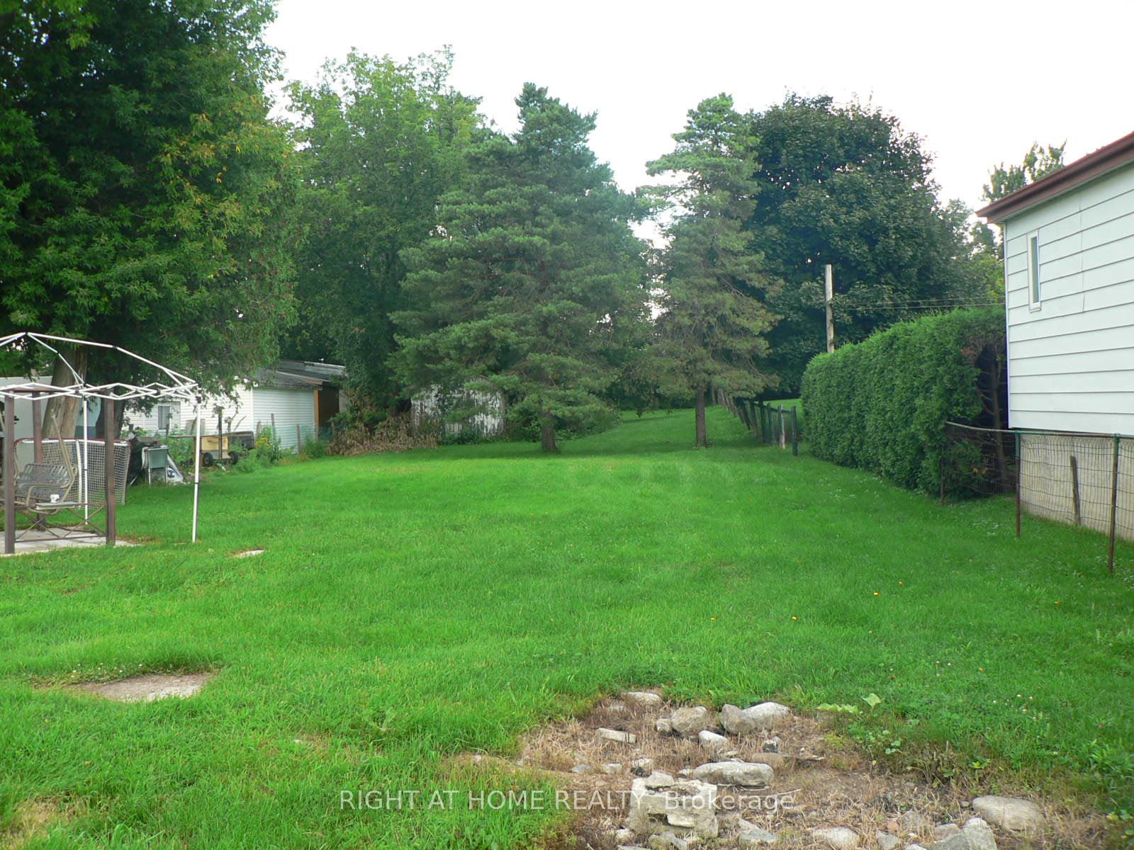 79 St James Street, North Glengarry, On K0c 1a0