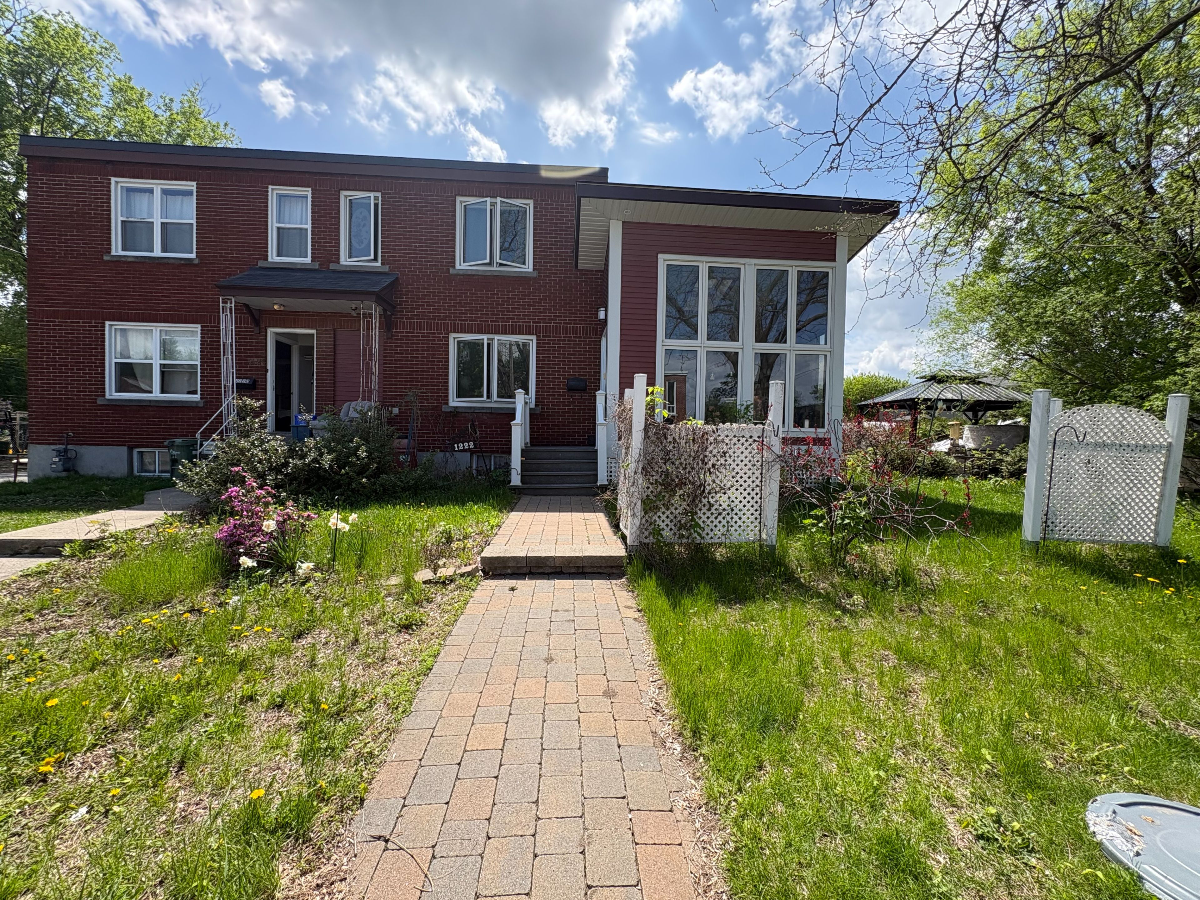 1222 Dorchester Avenue, Carlington - Central Park, On K1z 8e4