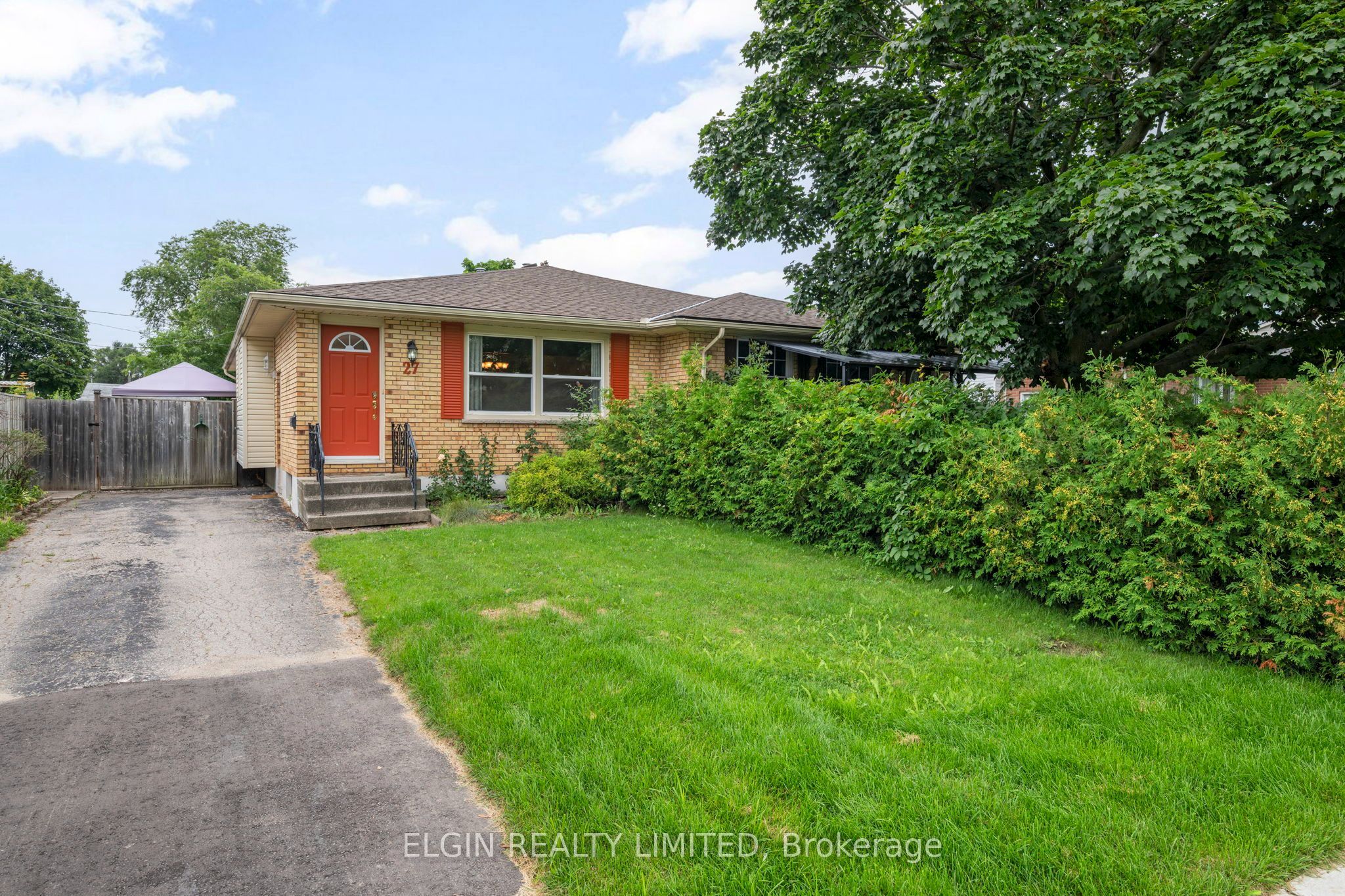 27 Vanier Place, St. Thomas, On N5r 5l2