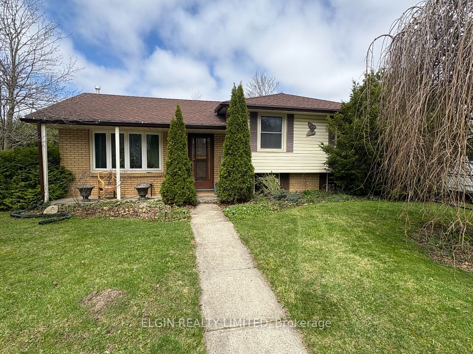 14 Glanworth Avenue, St. Thomas, On N5r 1e7