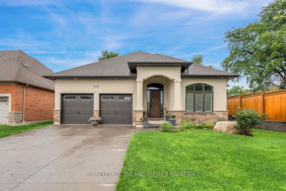 249 Delacourt Road, London North, On N6g 0h3