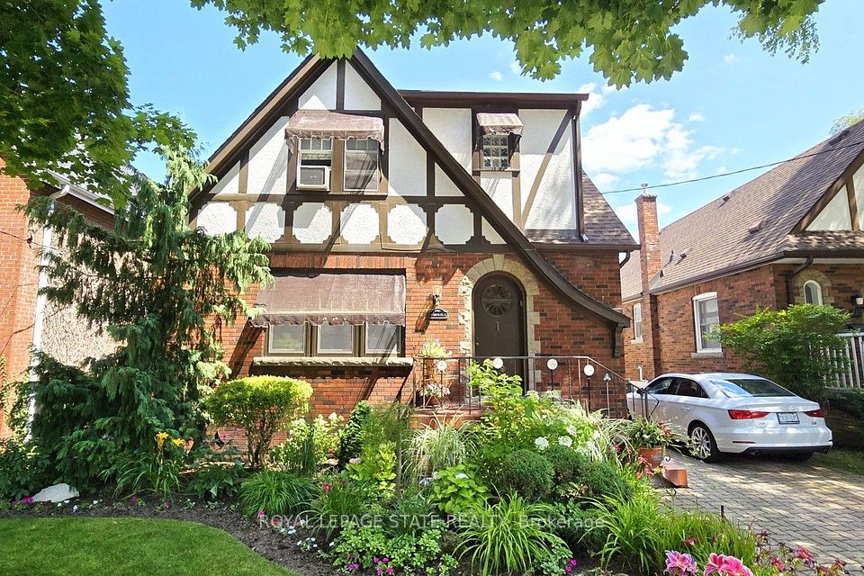 107 Bond Street S, Hamilton, On L8s 1s9
