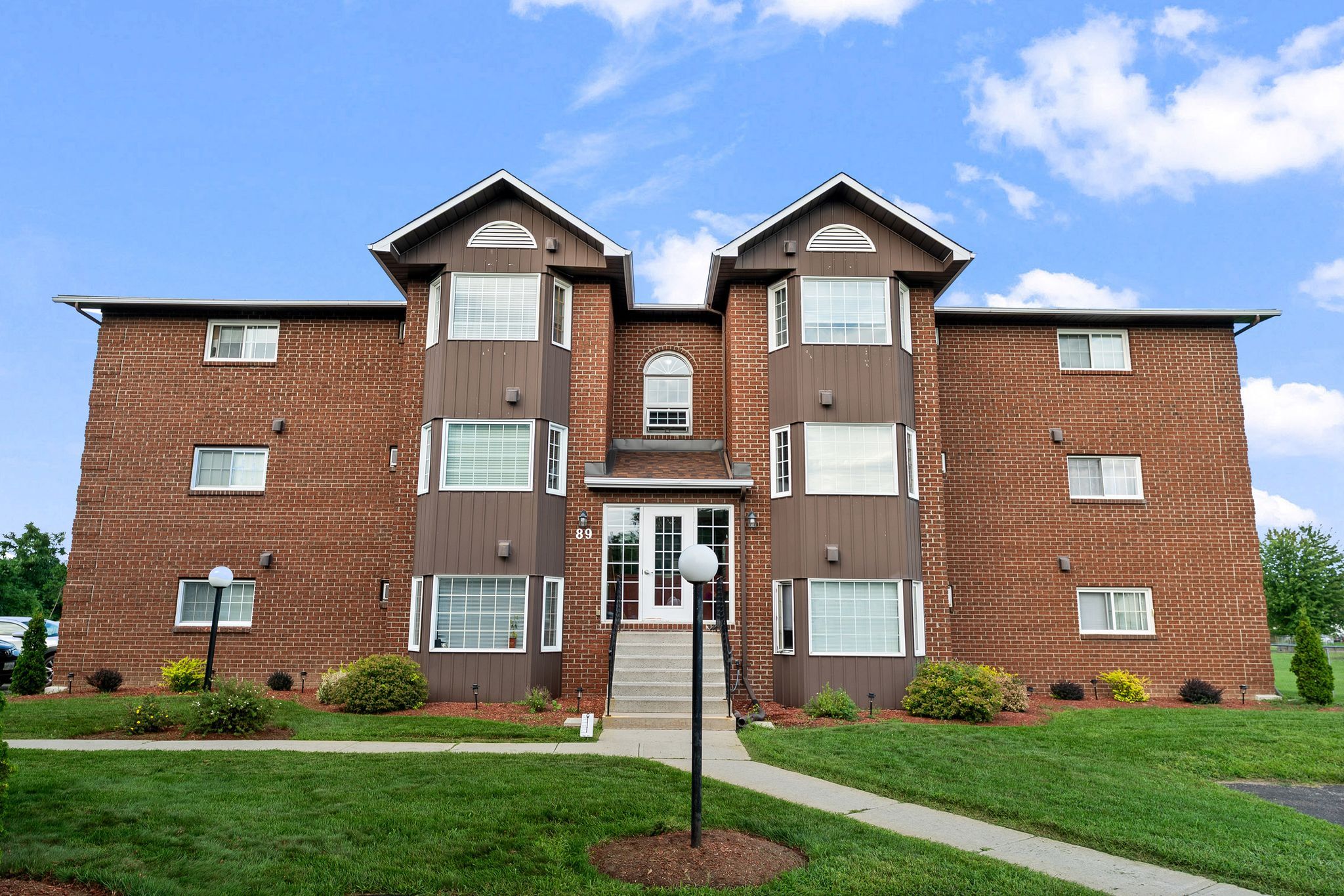 89 Edey Street 3b, Arnprior, On K7s 1b9