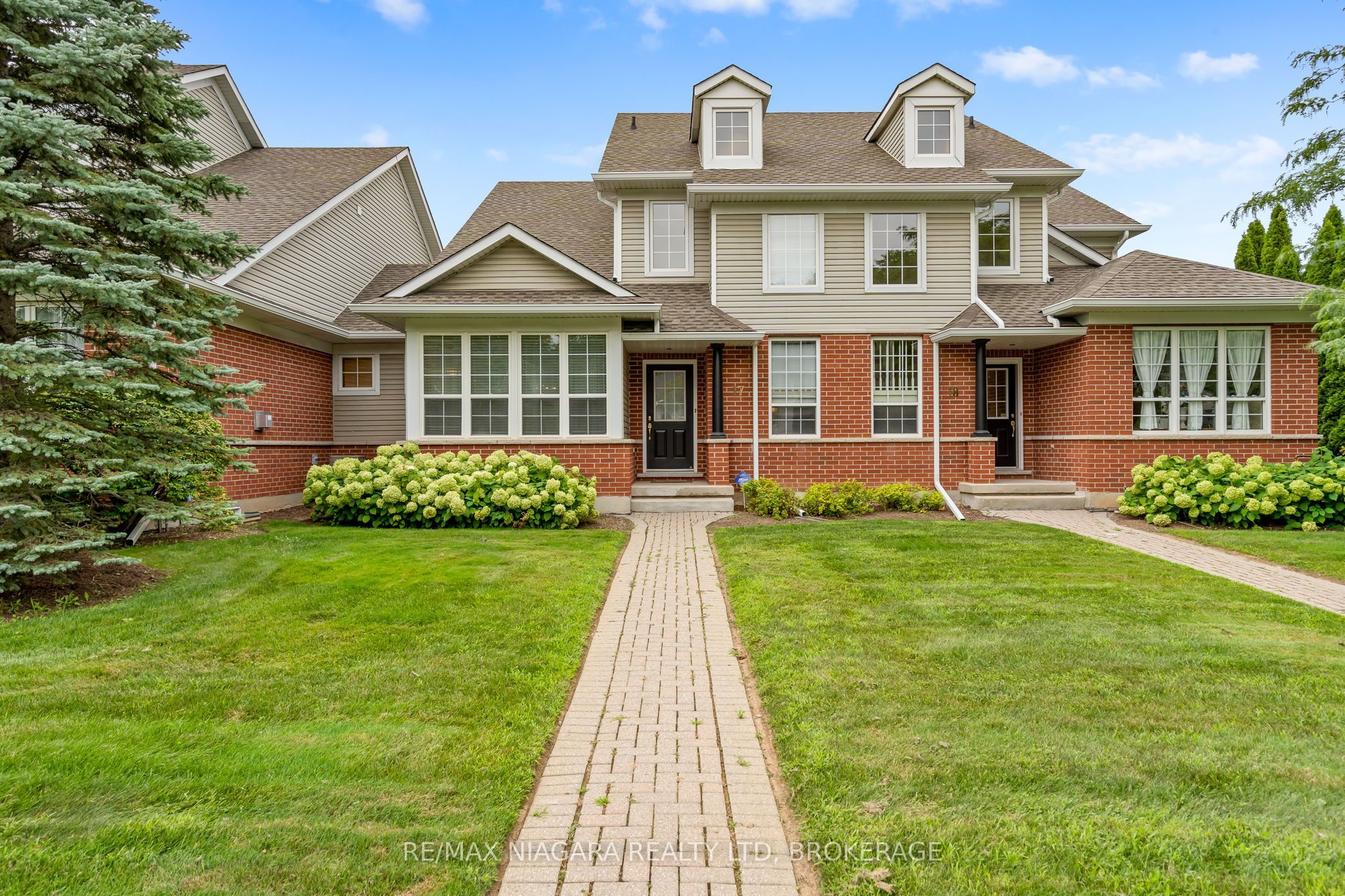 1448 Niagara Stone Road 17, Niagara-On-The-Lake, On L0s 1t0