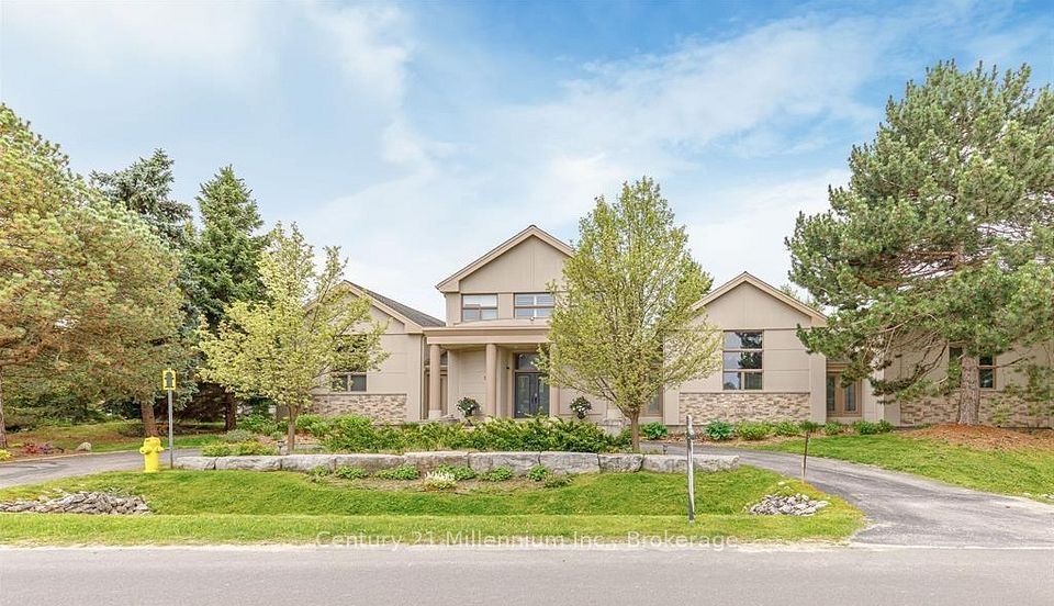 160 Grand Cypress Lane, Blue Mountains, On L9y 0k8