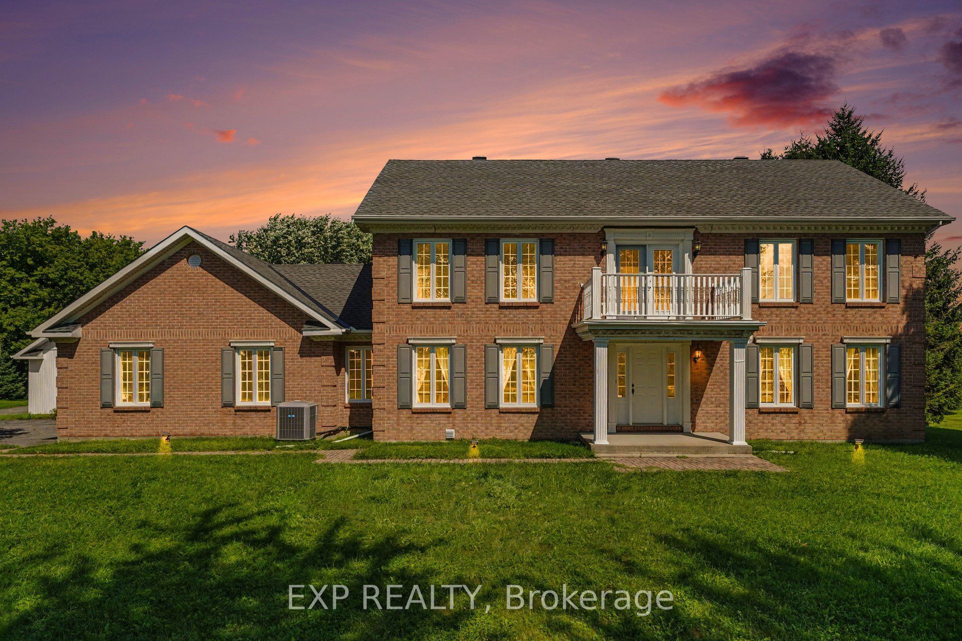 1007 St Pierre Road, Russell, On K0a 1w0