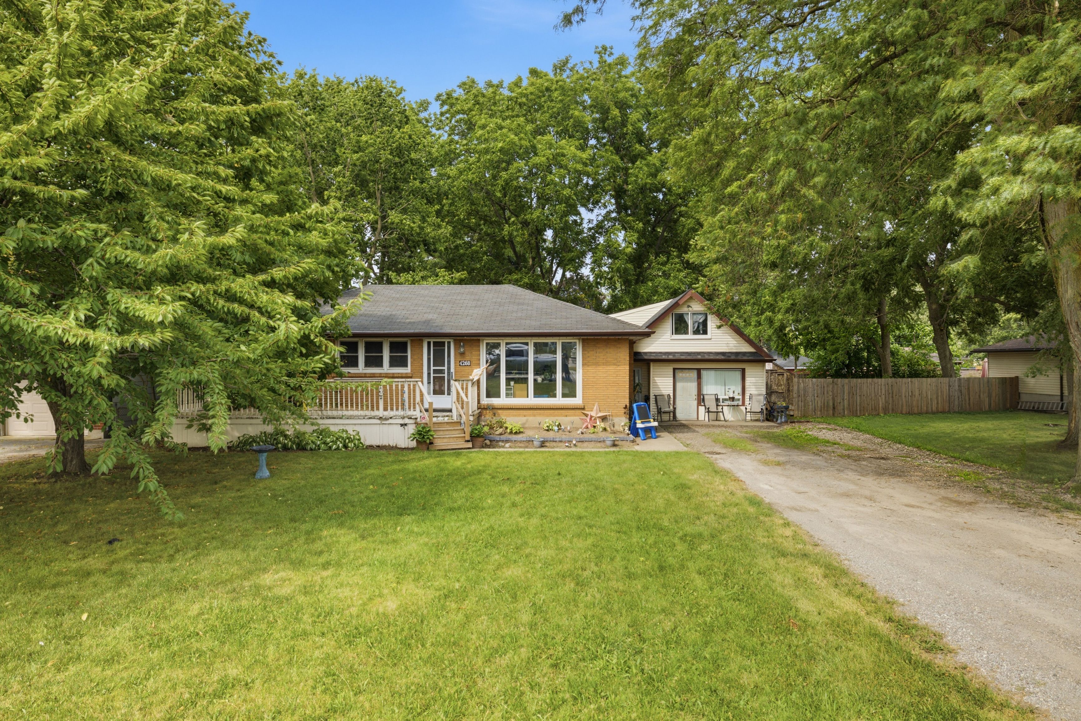 4268 Hamilton Road, Thames Centre, On N0l 1g3