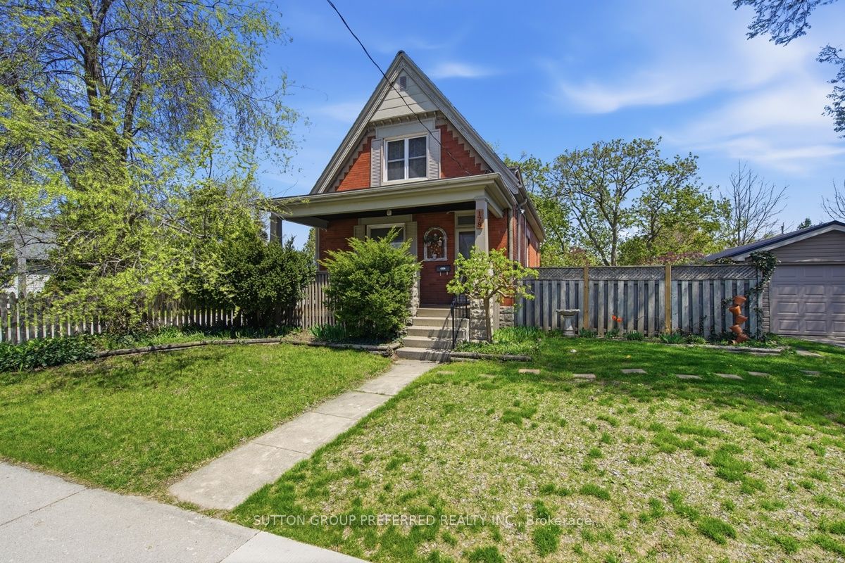 178 East Street, London East, On N5z 2r8