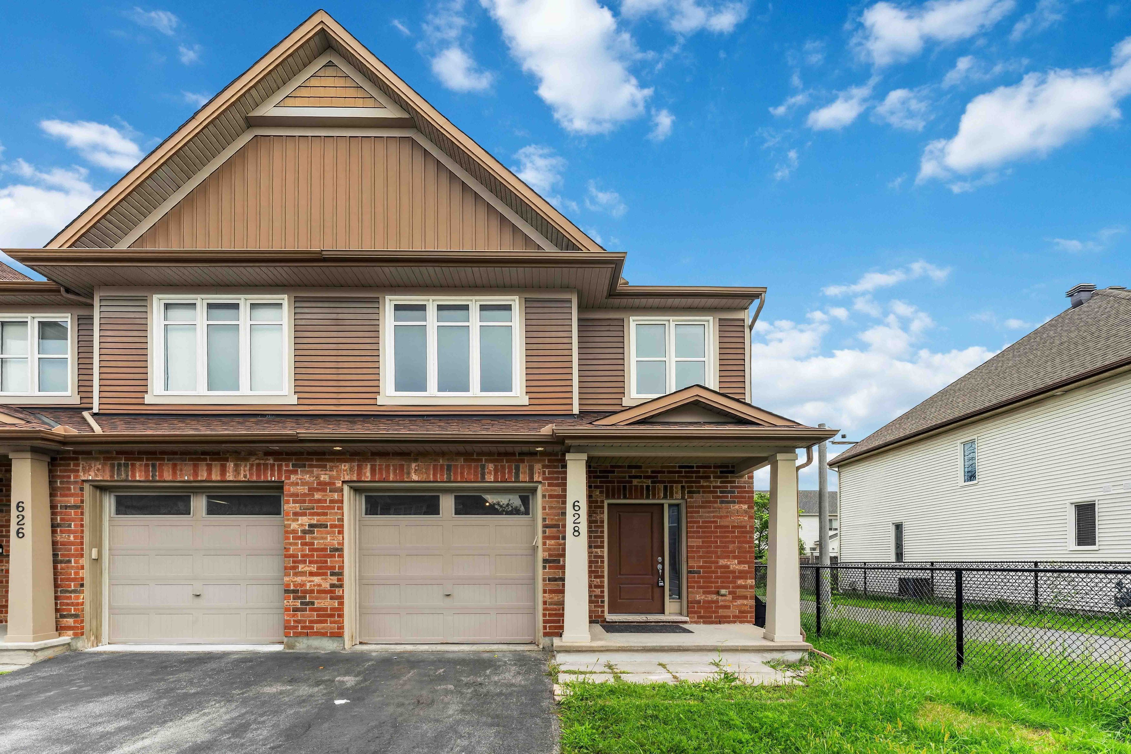 628 Moorpark Avenue, Kanata, On K2m 0b6