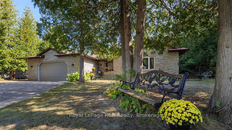 55 Shamrock Boulevard, South Bruce Peninsula, On N0h 2t0