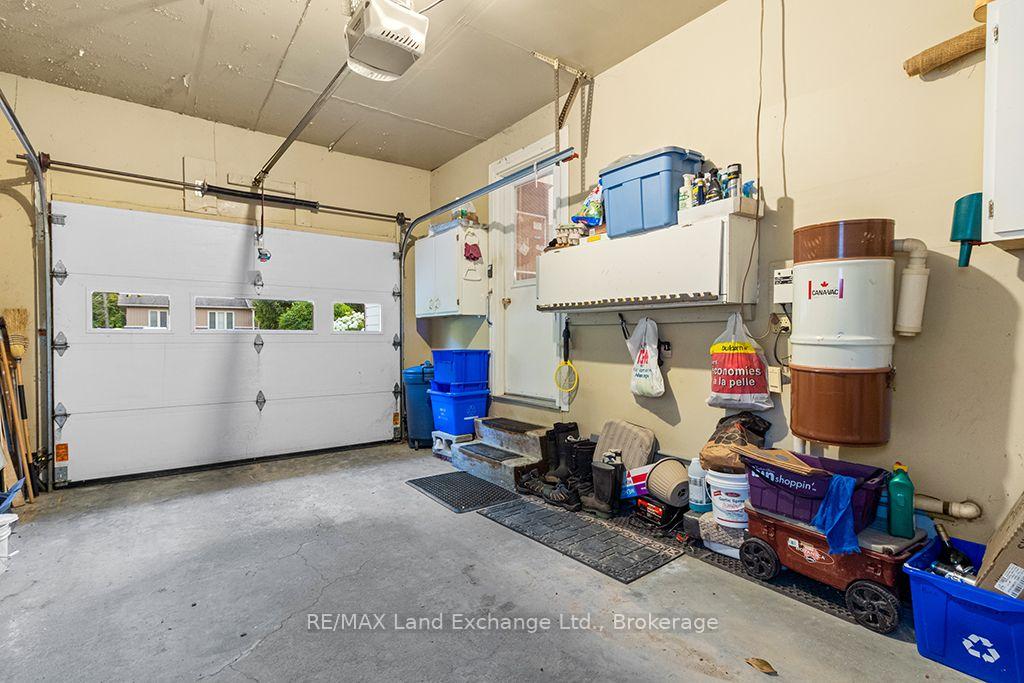 298 Stickel Street, Saugeen Shores, On N0h 2c1