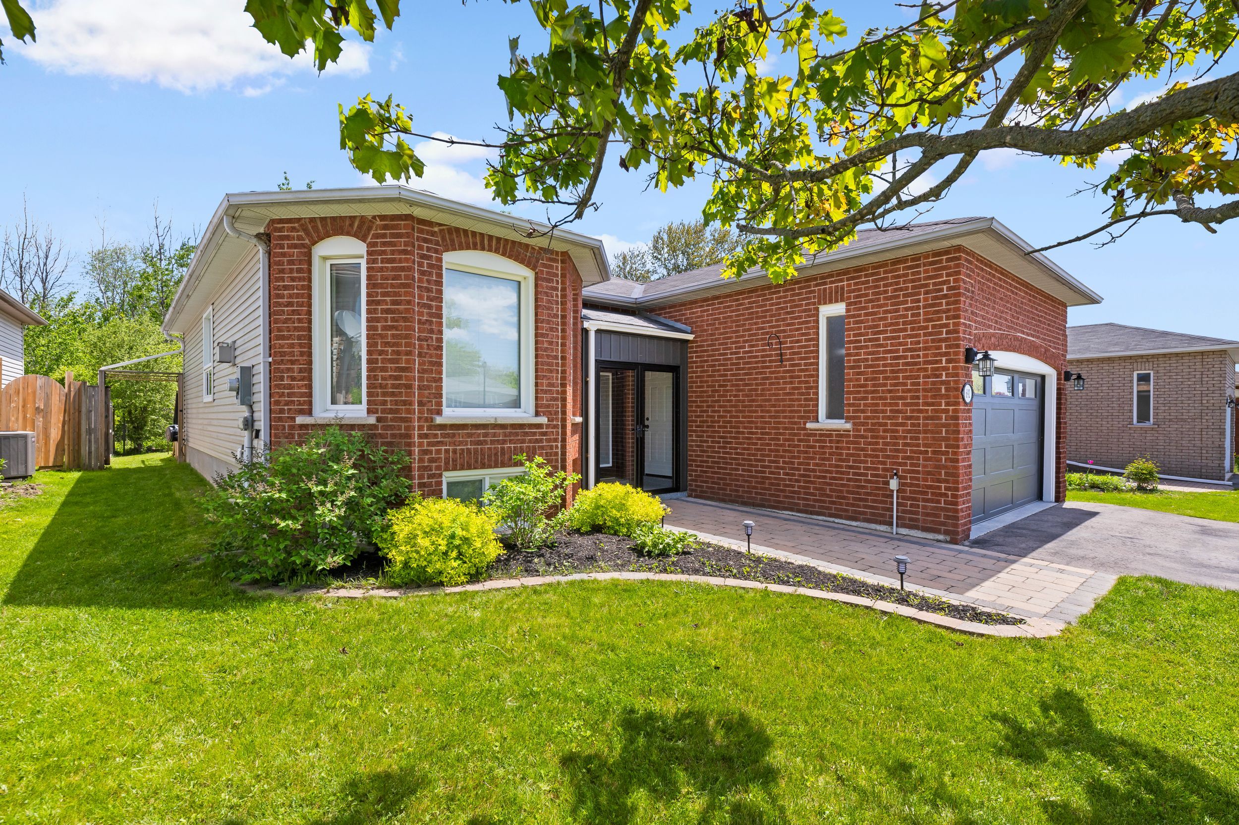 692 Ewing Street, Cobourg, On K9a 5n8