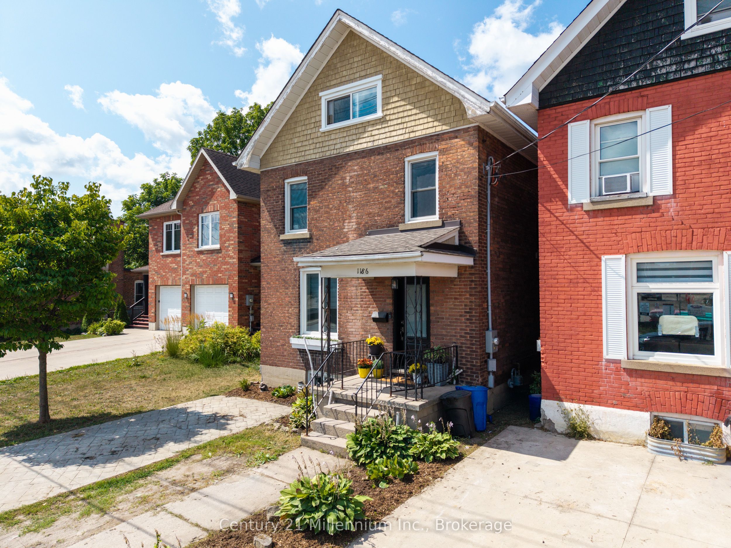 1186 2nd Avenue W, Owen Sound, On N4k 4n2