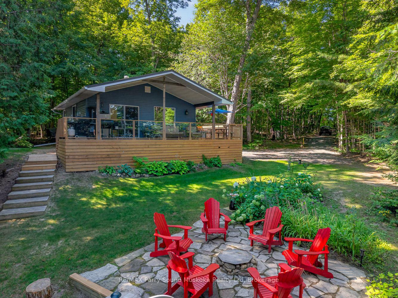12 Silver Birch Circle, Mckellar, On P2a 0b5