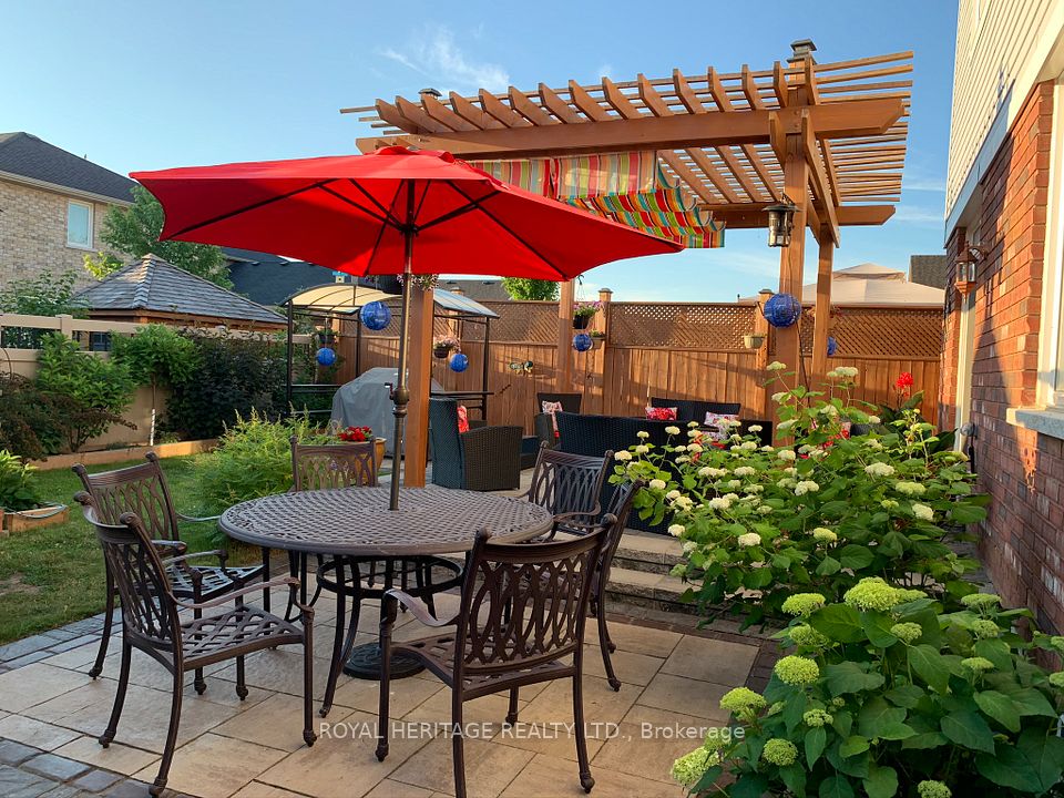 976 Avery Avenue, Peterborough, On K9j 0g9