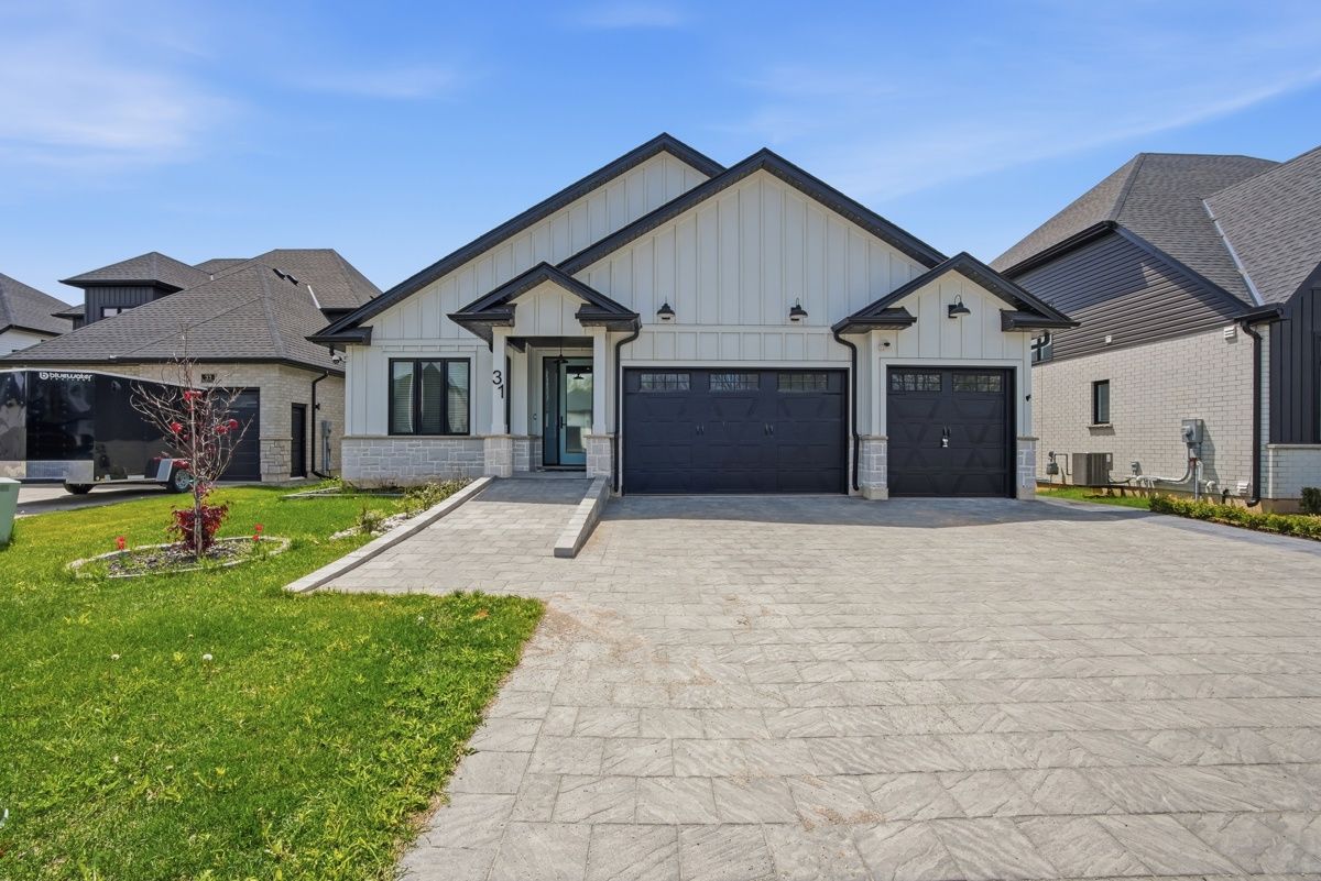 31 Briscoe Crescent, Strathroy-Caradoc, On N6h 0g3