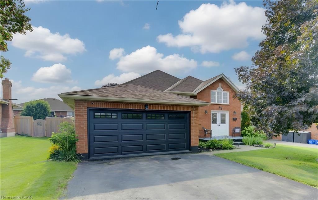 49 King William Street, Brant, On N0e 1n0