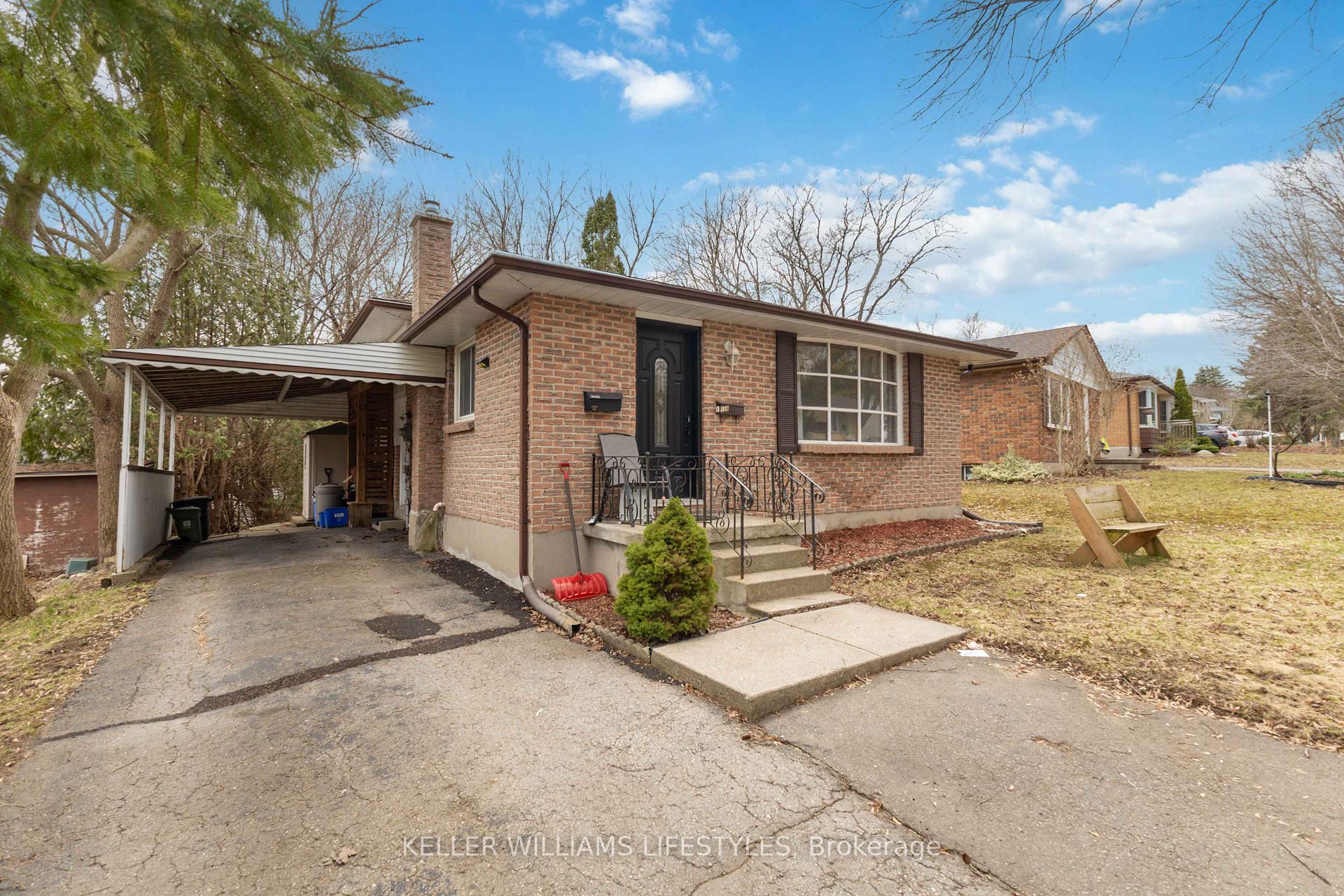 156 Paperbirch Crescent, London North, On N6g 1l7