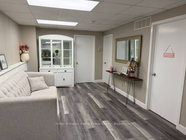 465a St Patrick Street W Upper, Centre Wellington, On N1m 1m2