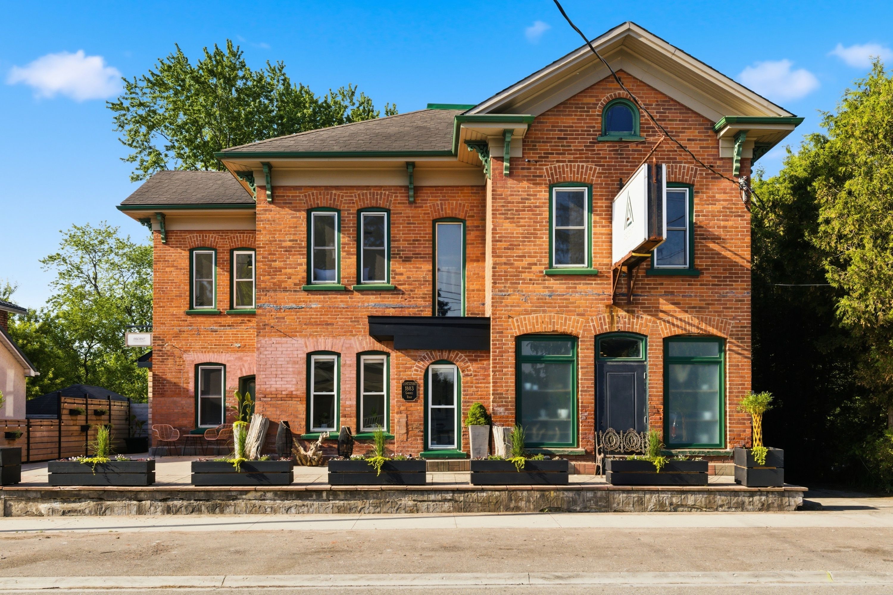 1883 Sawmill Road, Waterloo, On N2j 4g8