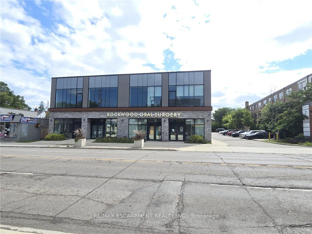 623 Upper James Street 102, Hamilton, On L9c 2y9