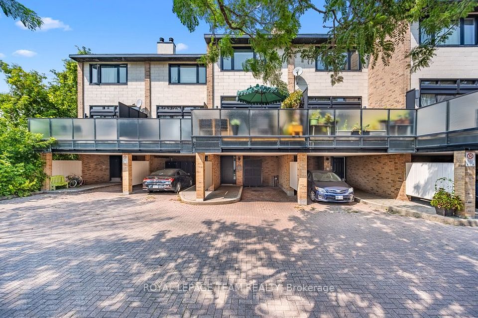 575 Old St. Patrick Street 17, Lower Town - Sandy Hill, On K1n 9h5