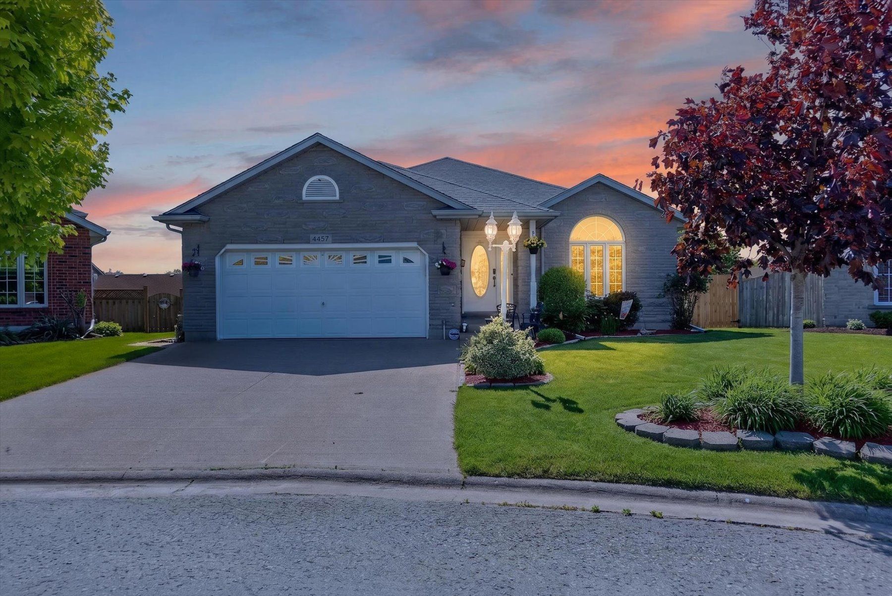 4457 Kathleen Crescent, Niagara Falls, On L2h 3h8