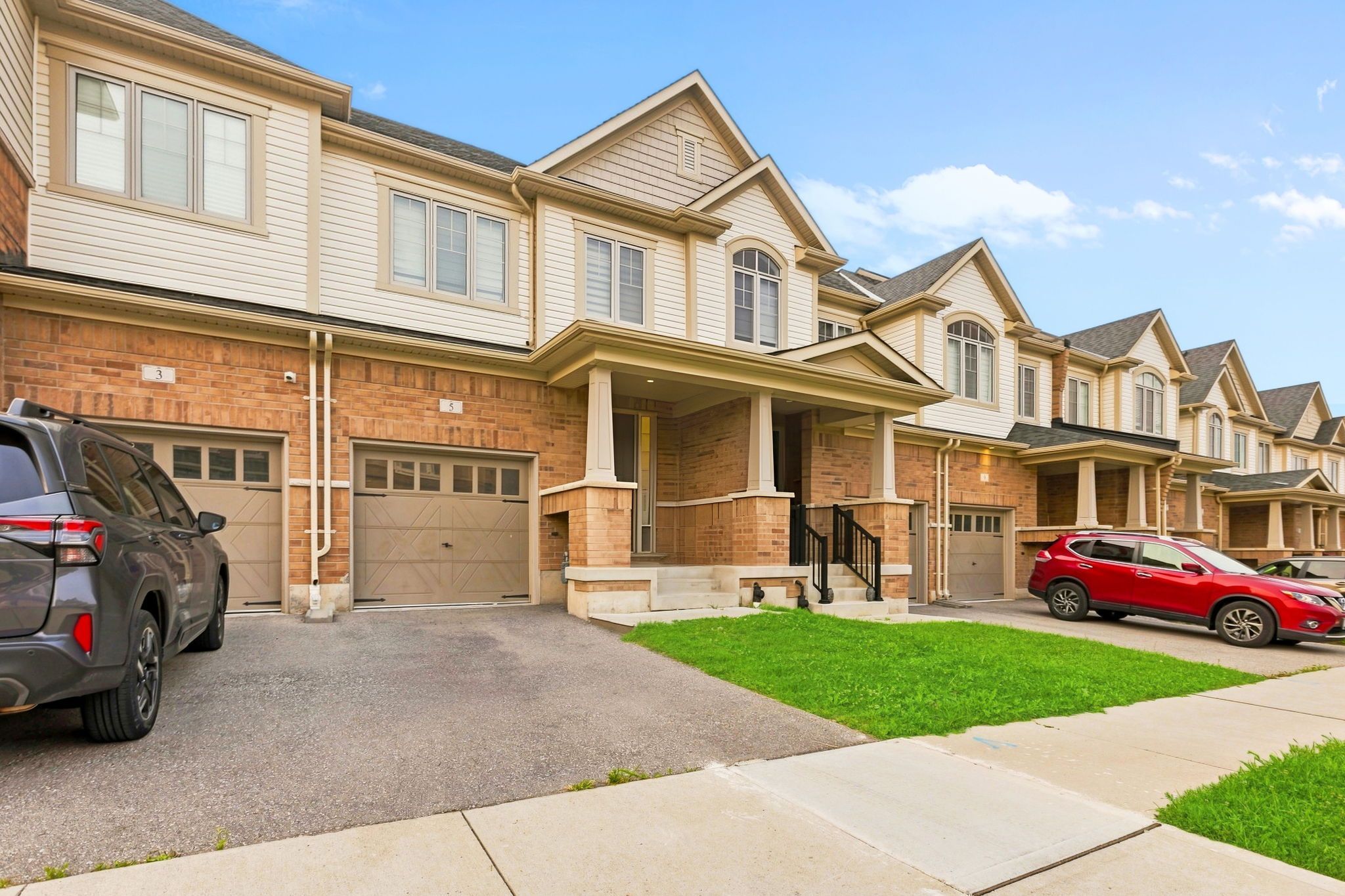 5 Gloria Street N, Kitchener, On N2r 0r1