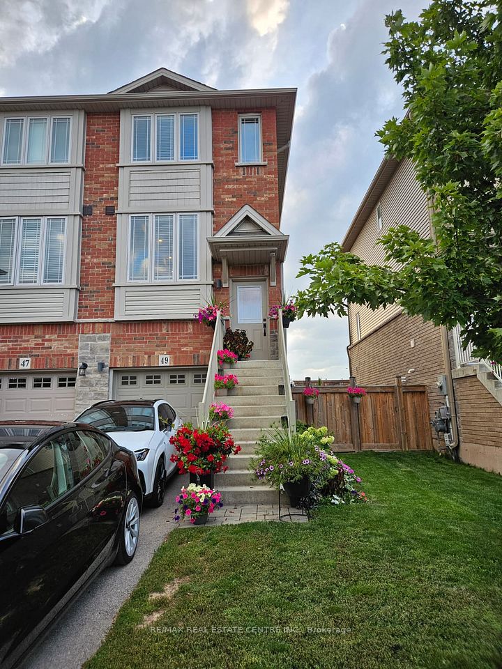 49 Edenrock Drive, Hamilton, On L8e 0g6
