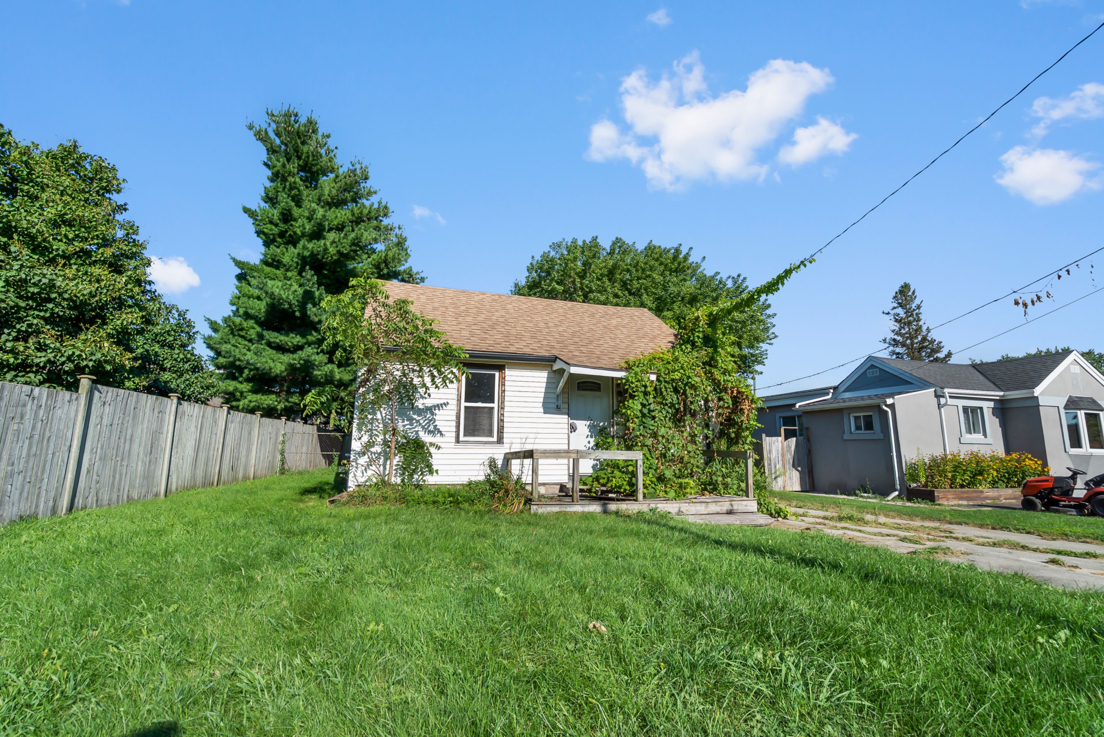 5098 Drummond Road, Niagara Falls, On L2e 6e4