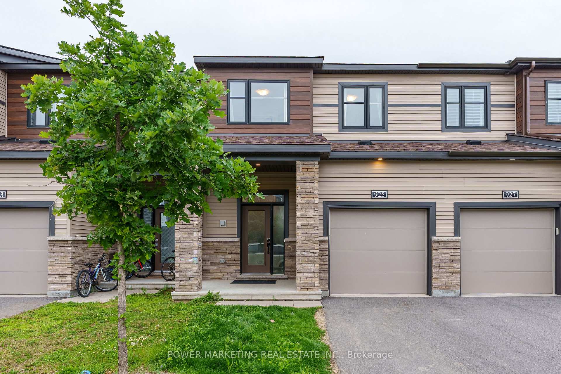 925 Athenry Court, Barrhaven, On K2j 7c9